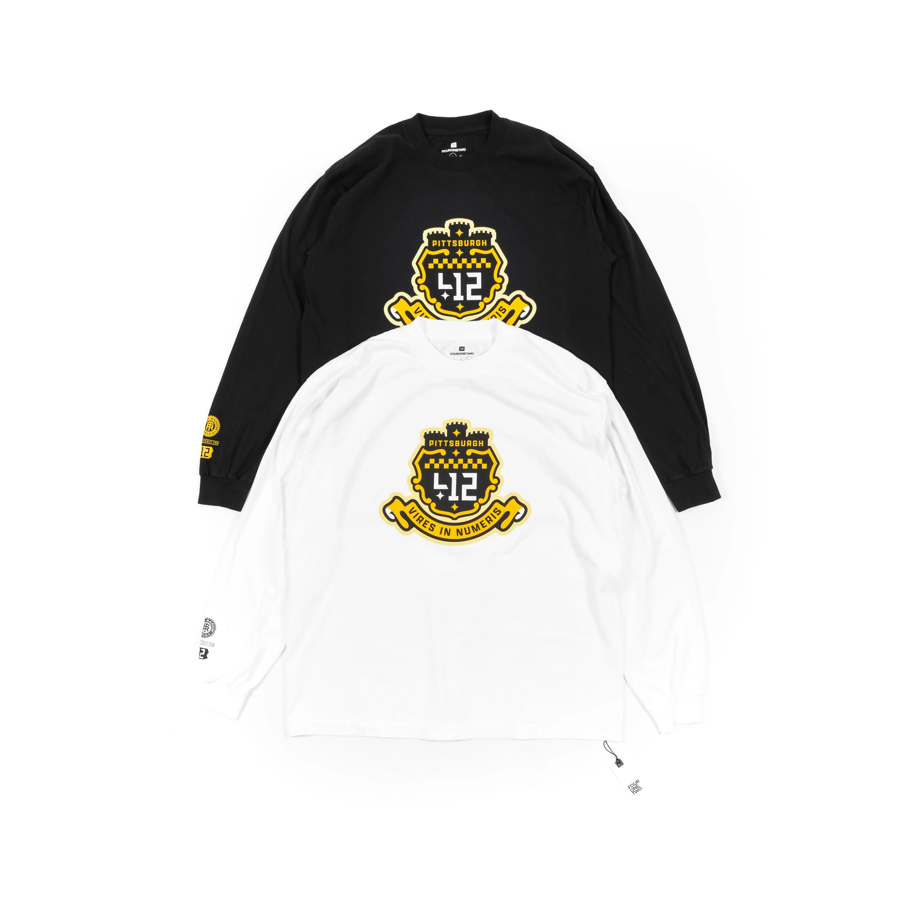 OdorResistant Fabric Beaded details 412?/Todd Radom? LS Tee