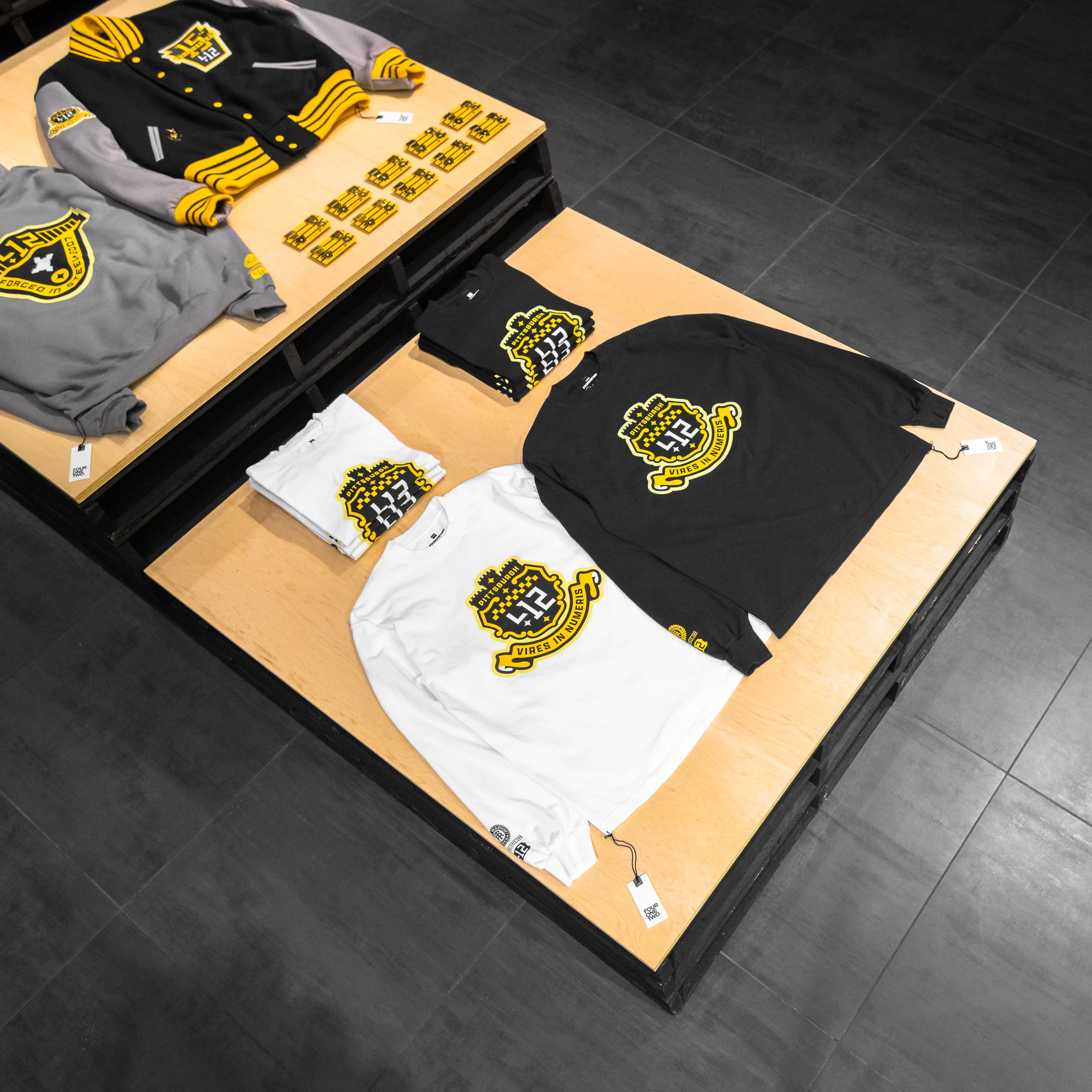 412?/Todd Radom? LS Tee Micro Perforated Fabric Street Ready