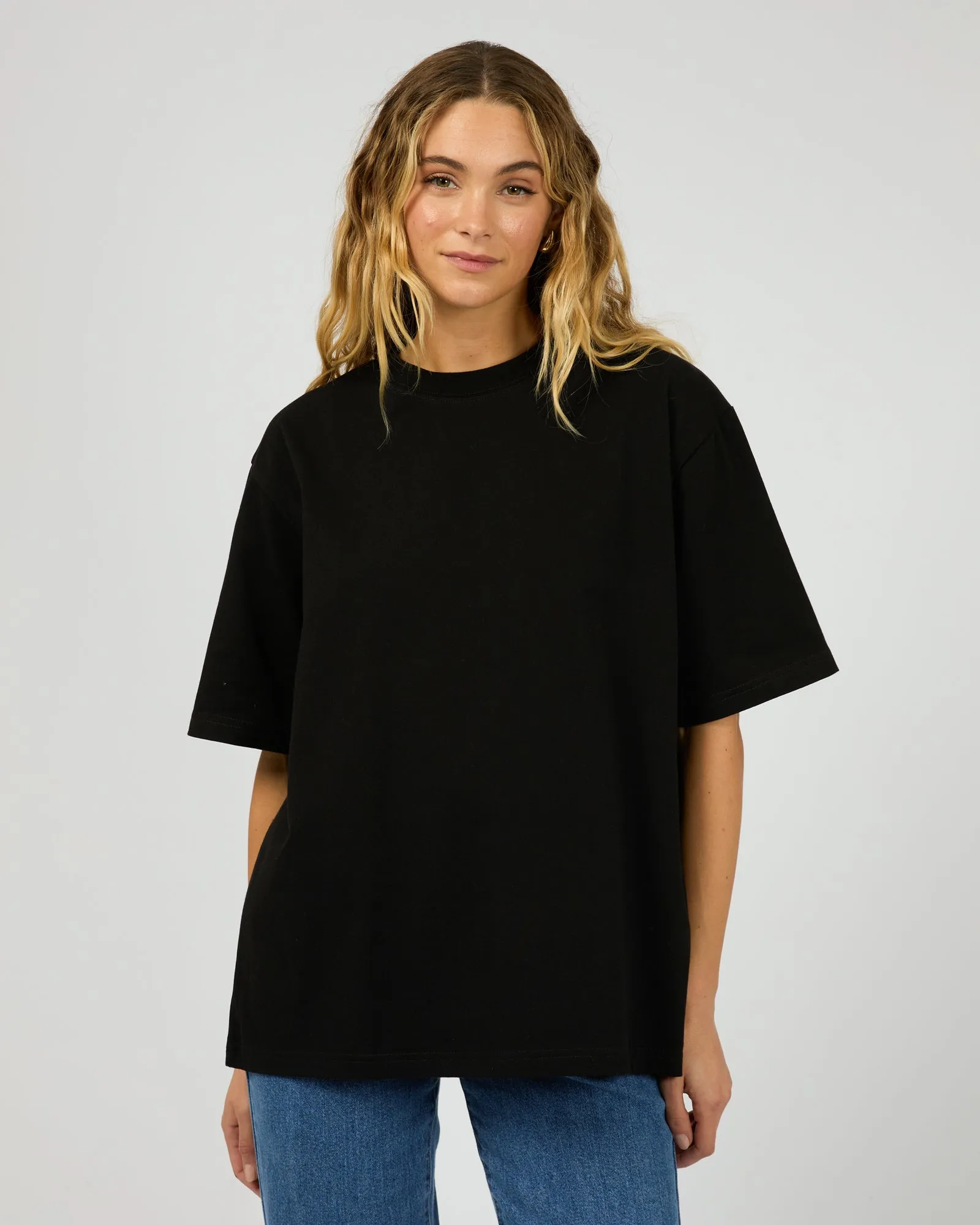 V neck Sustainable Packaging Core Oversized Tee Black