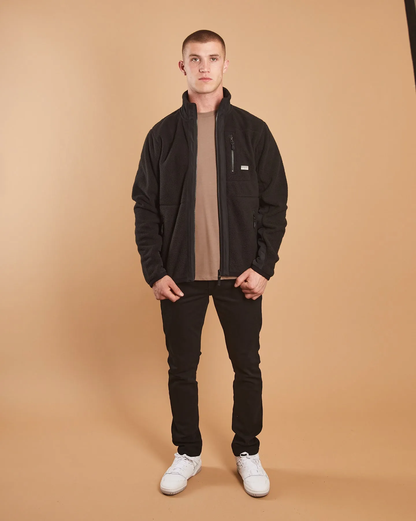 Crisp Layer Daily Essential Tucker Fleece Jacket Black Dust