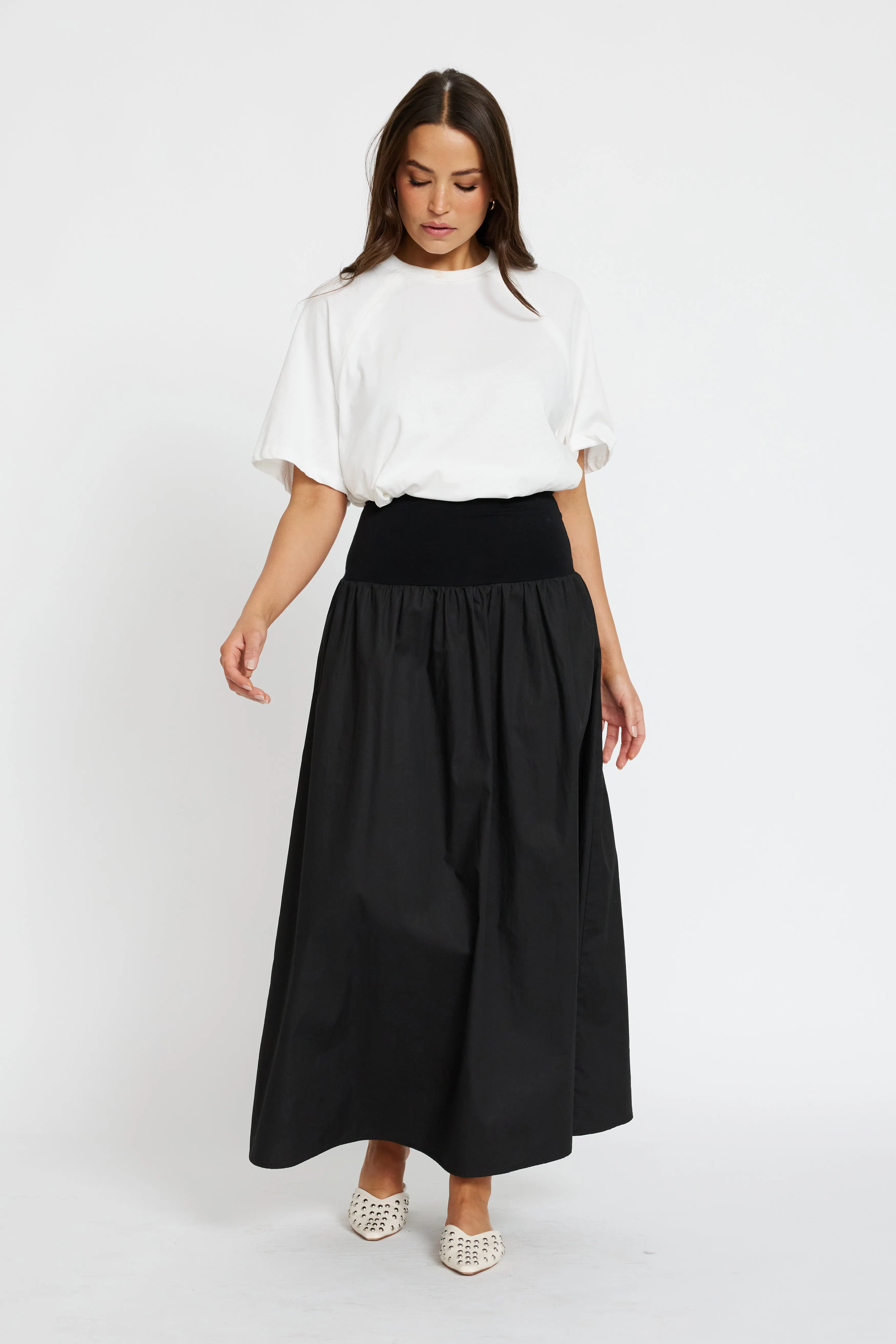 Temperature control Emmy Drop-Waist Jersey Poplin Midi Skirt - Black