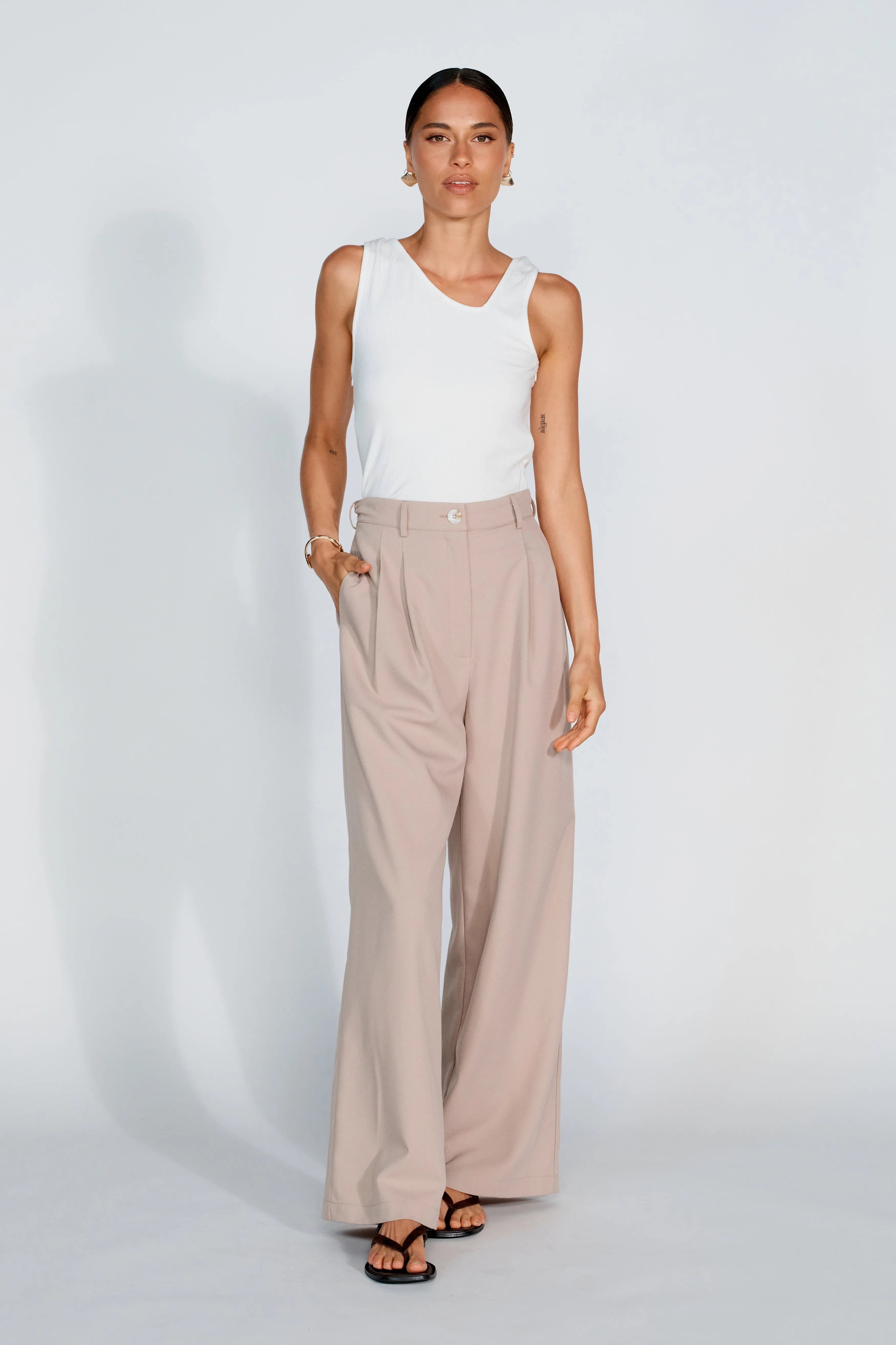 Easy Movement hospital stay Zadie Adjustable Wide Leg Trouser - Latte