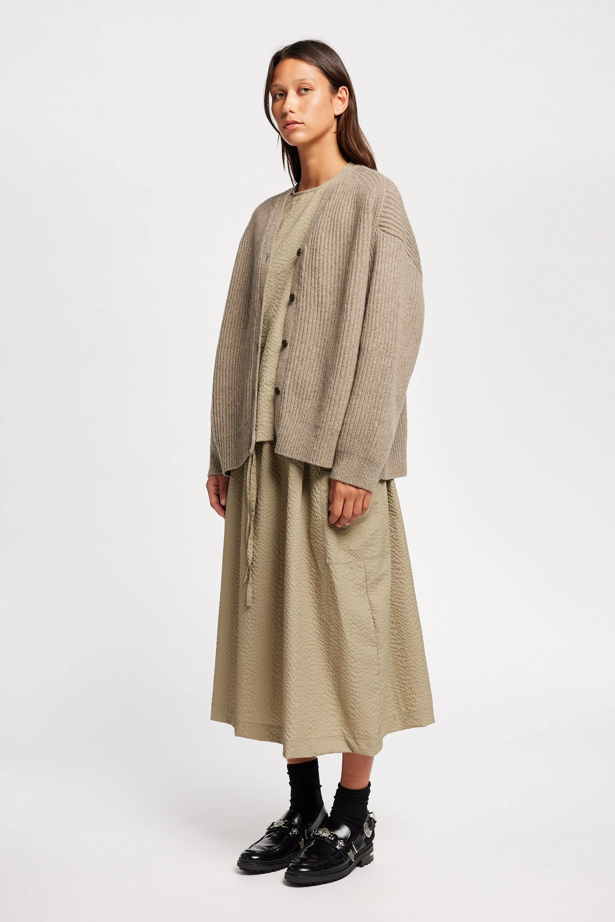 Fashion Fit Neutral Tone Colorfast Guide Pause Ribbed Cardigan Taupe