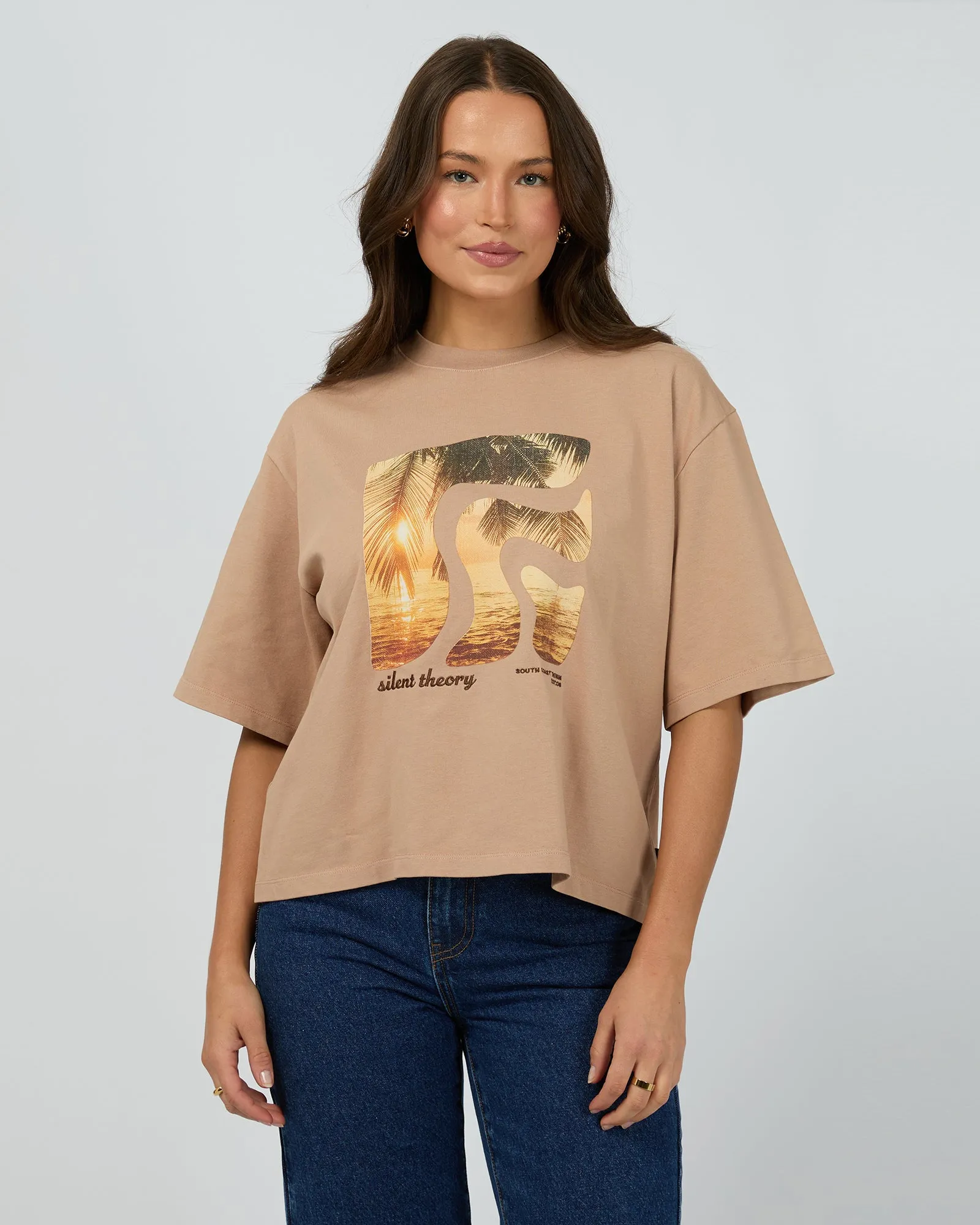 Quick Access Sunset Tee Taup