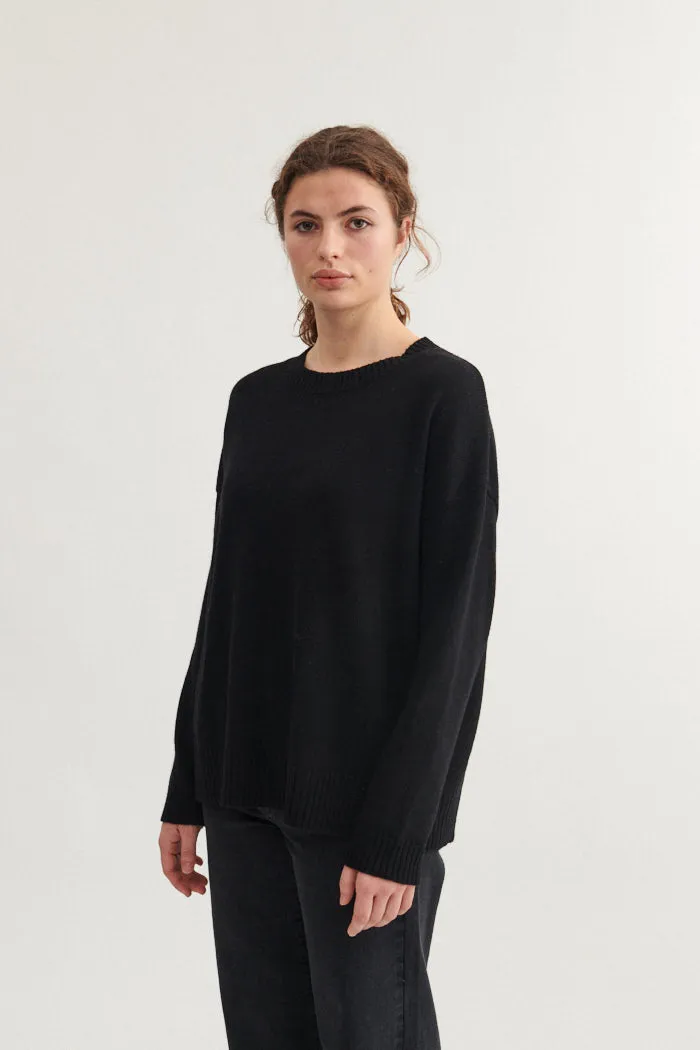 Lise O-Neck - Black City Ready