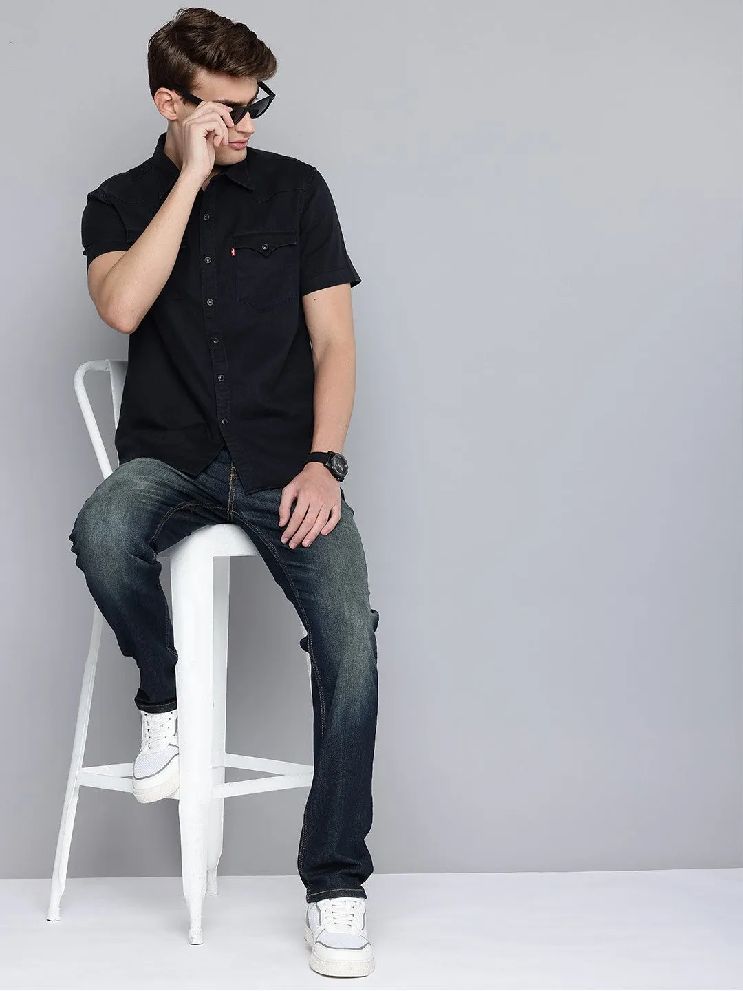 Men's 511 Blue Slim Fit Mid Rise Jeans Subtle Look