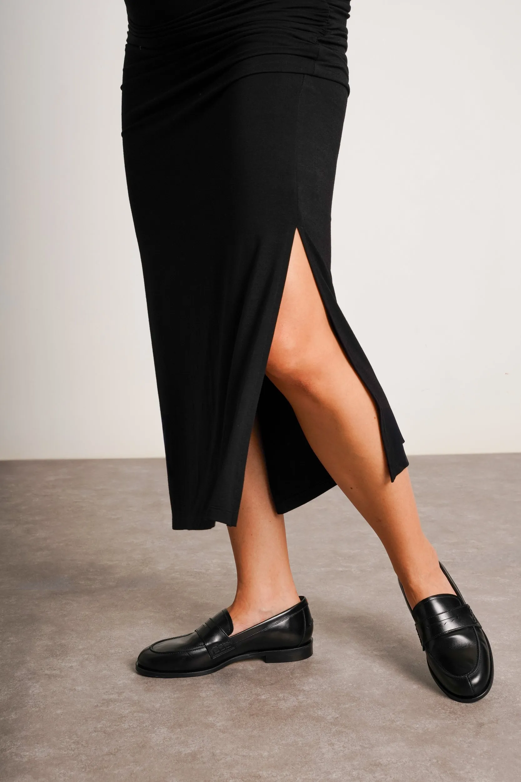 Curve Dress solid color