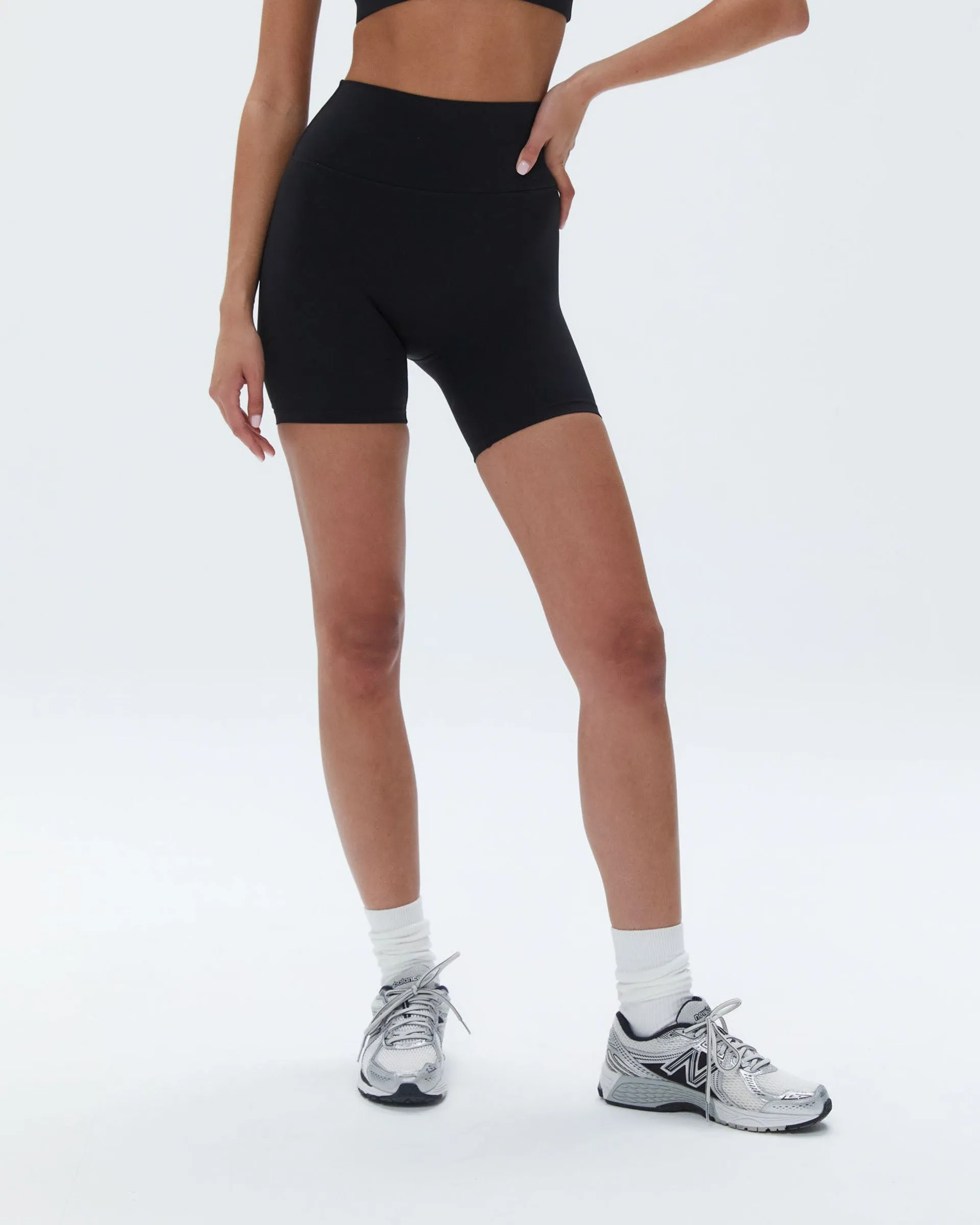 Ultimate Ultra Crop Pocket Shorts - Black Tennis wear Day Comfort
