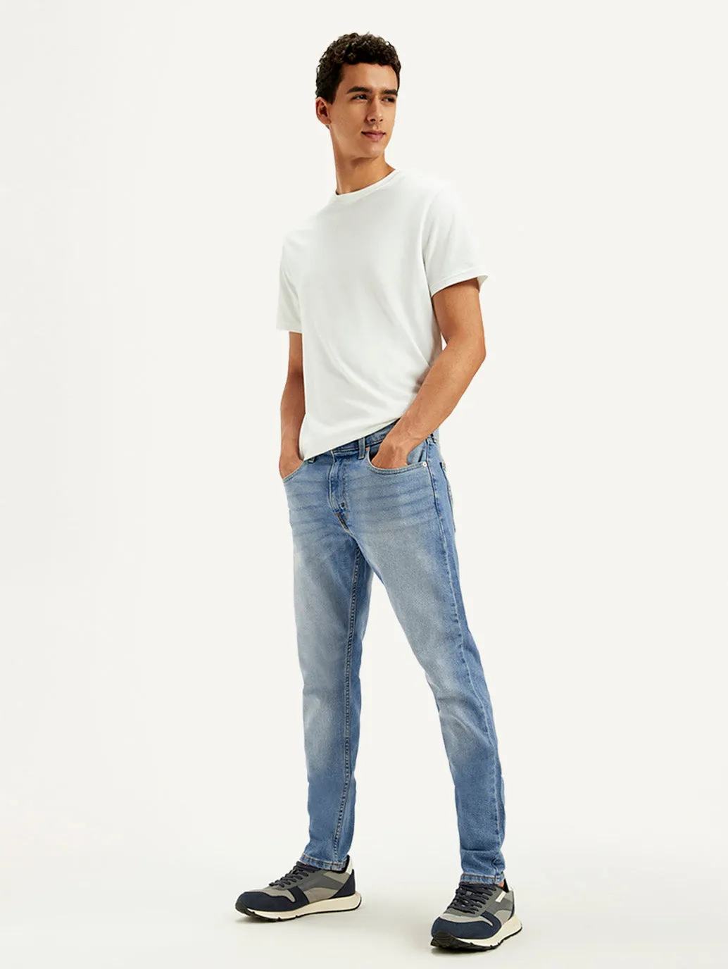 Function Ready Spring Mood Office Wear Minimalist Men's 512 Indigo Slim Tapered Fit Mid Rise Jeans