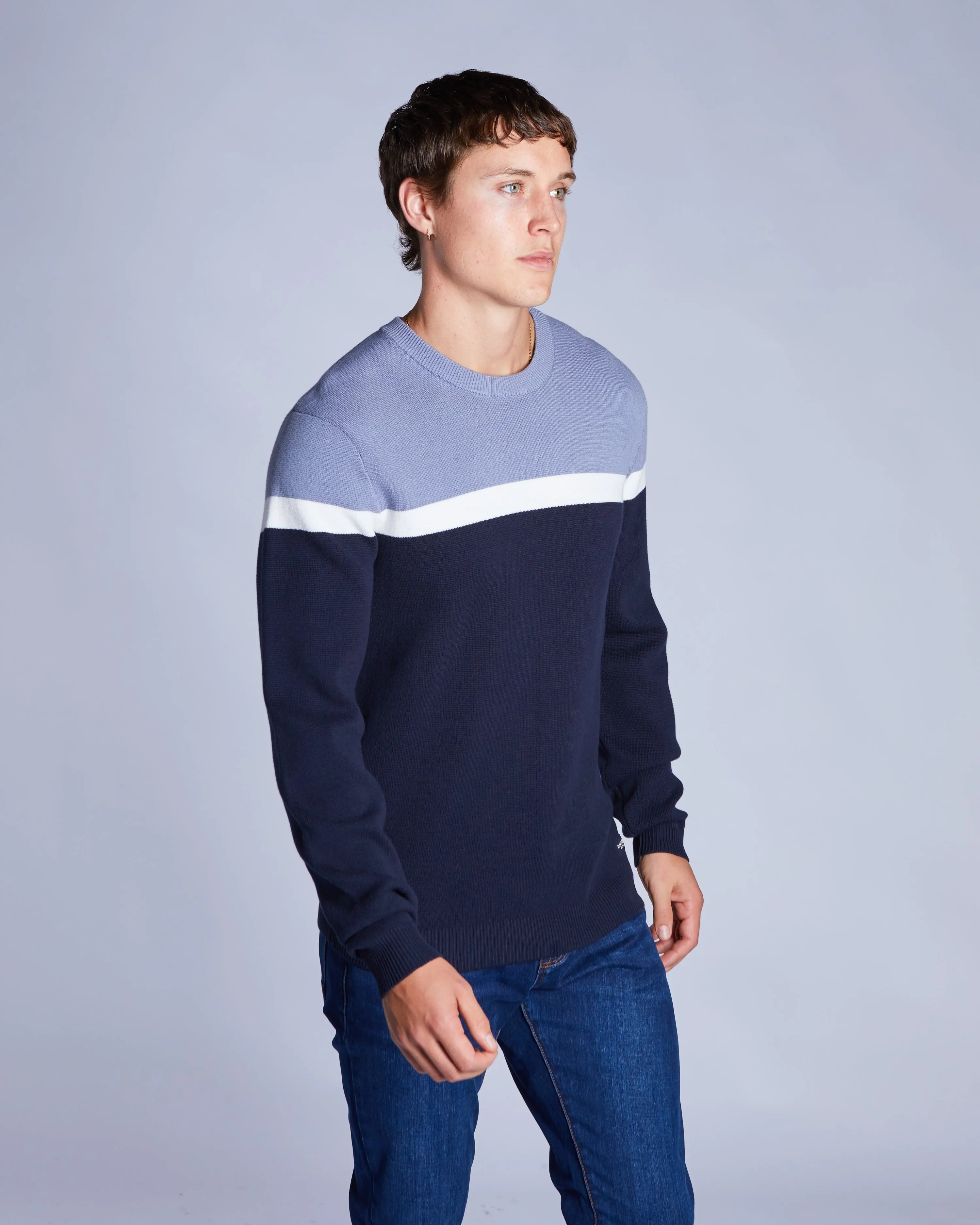 Vic Sweater Blue Wave Low Maintenance
