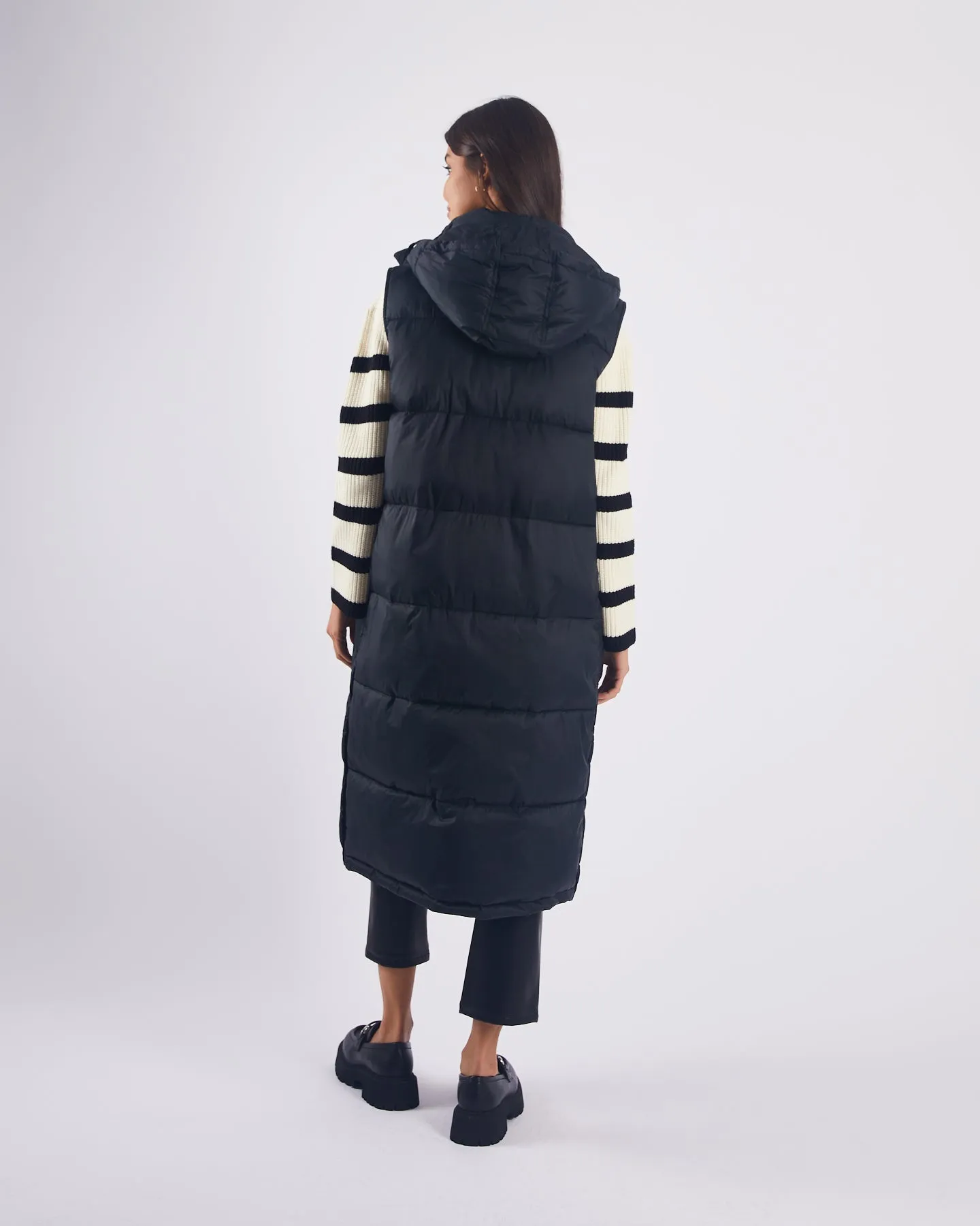 Faye Gilet Black WeatherproofZipper Laser Cut Vents