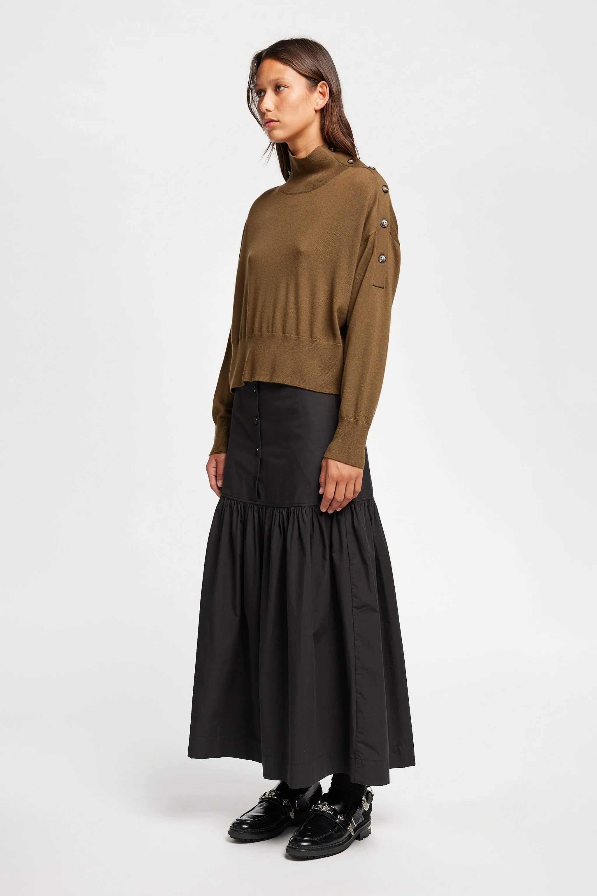 OdorResistant Fiber Impart Mock Neck Knit Brown