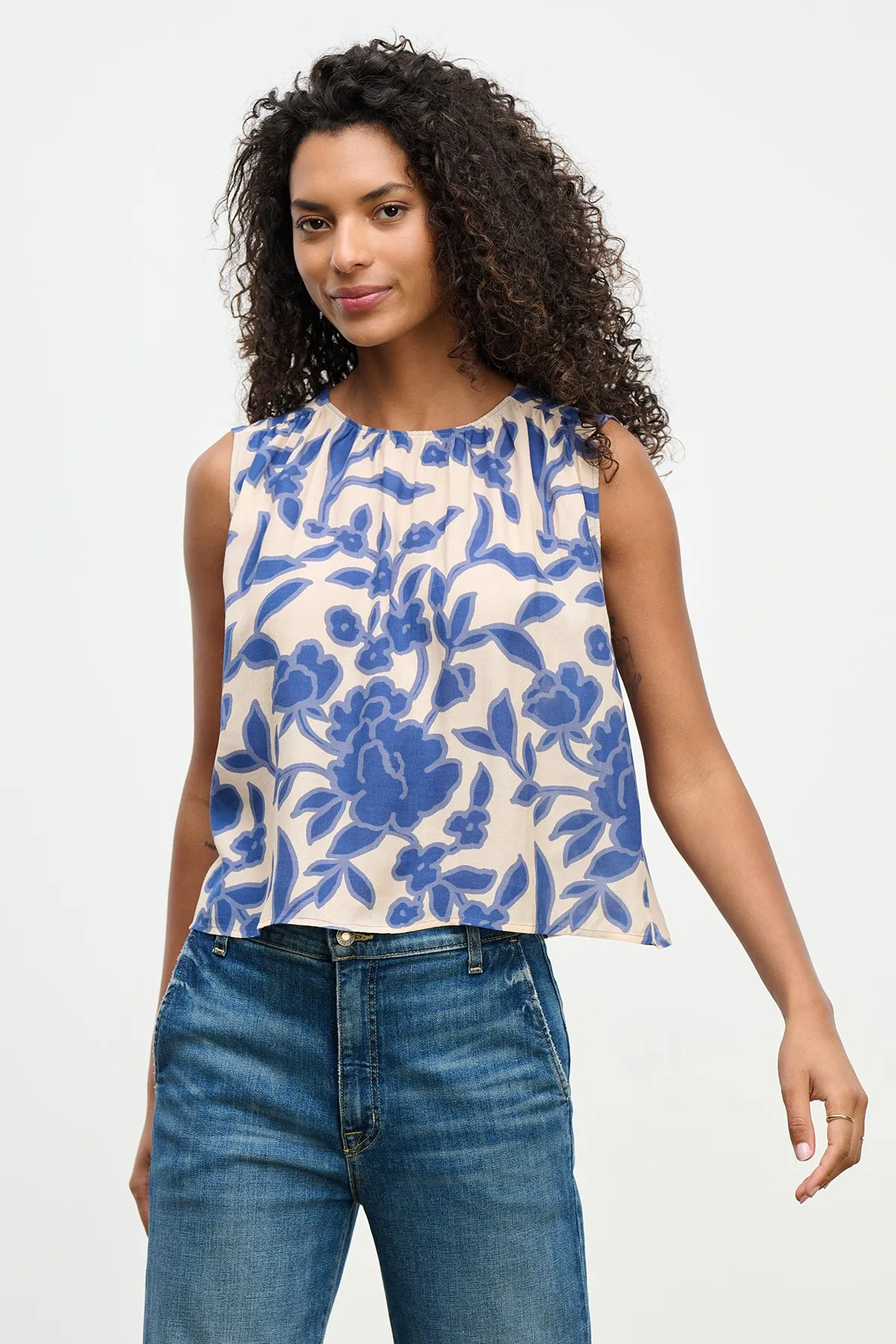 KATERINA TOP Fitted Shape