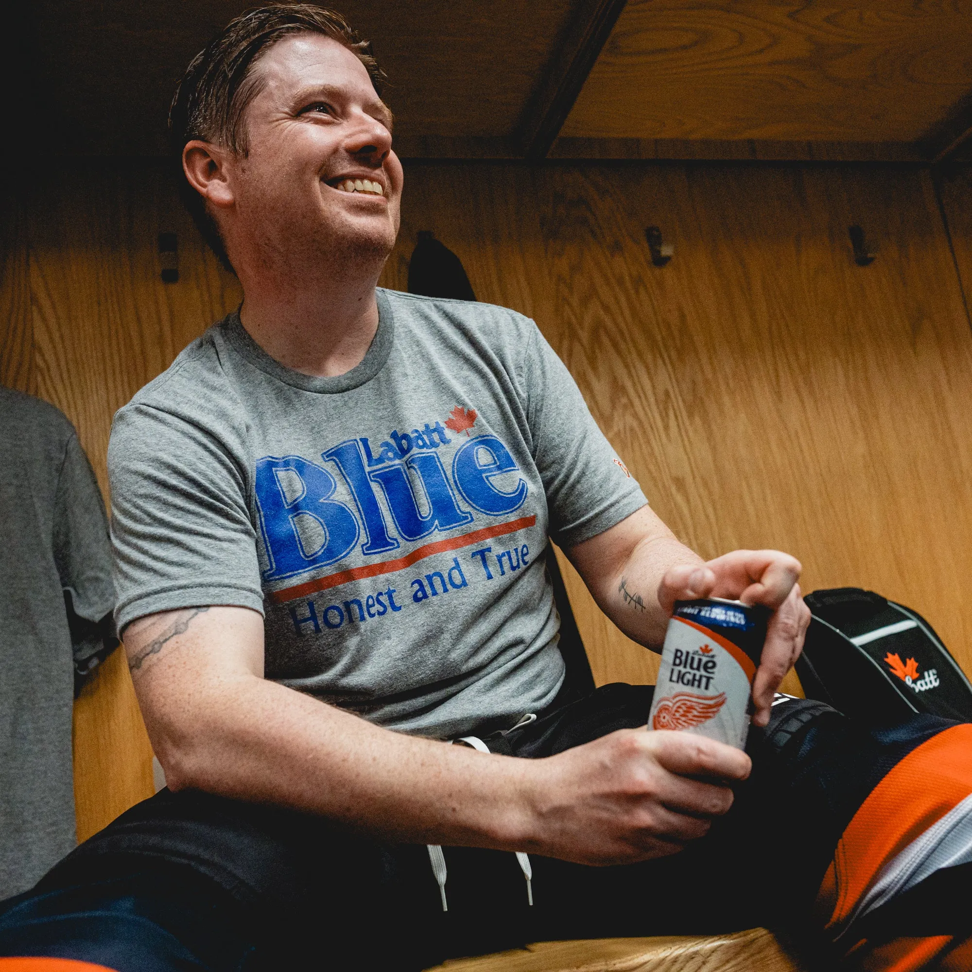 LABATT - HONEST AND TRUE (UNISEX) On-the-Go Fashion Holiday Style Trend