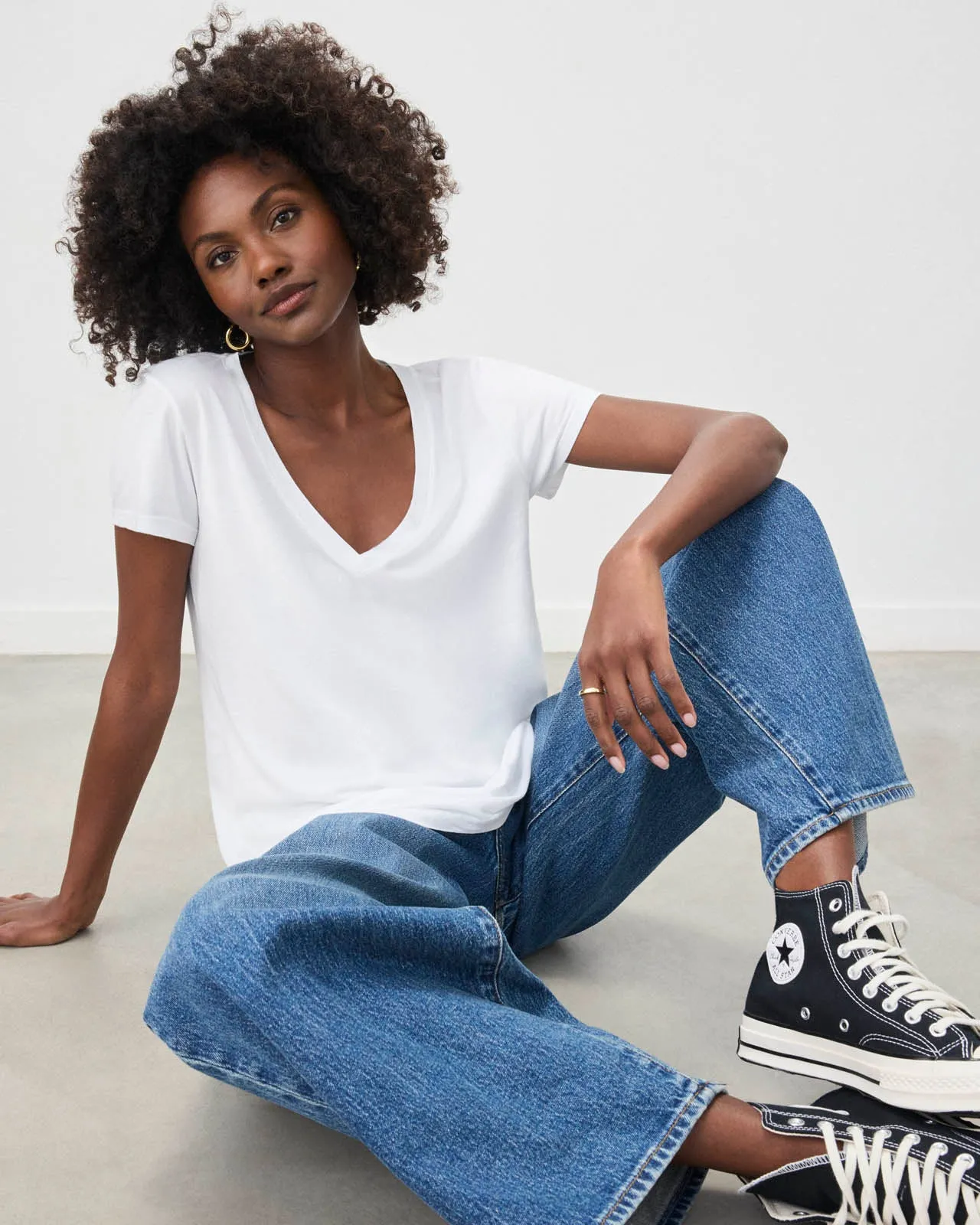 Active Design Kate V-Neck Tee