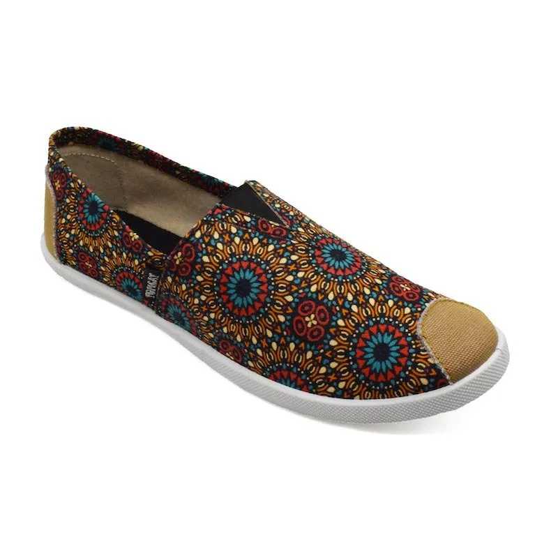 Emmy Chapisha Canvas Shoes - Multi Green Strike Hike