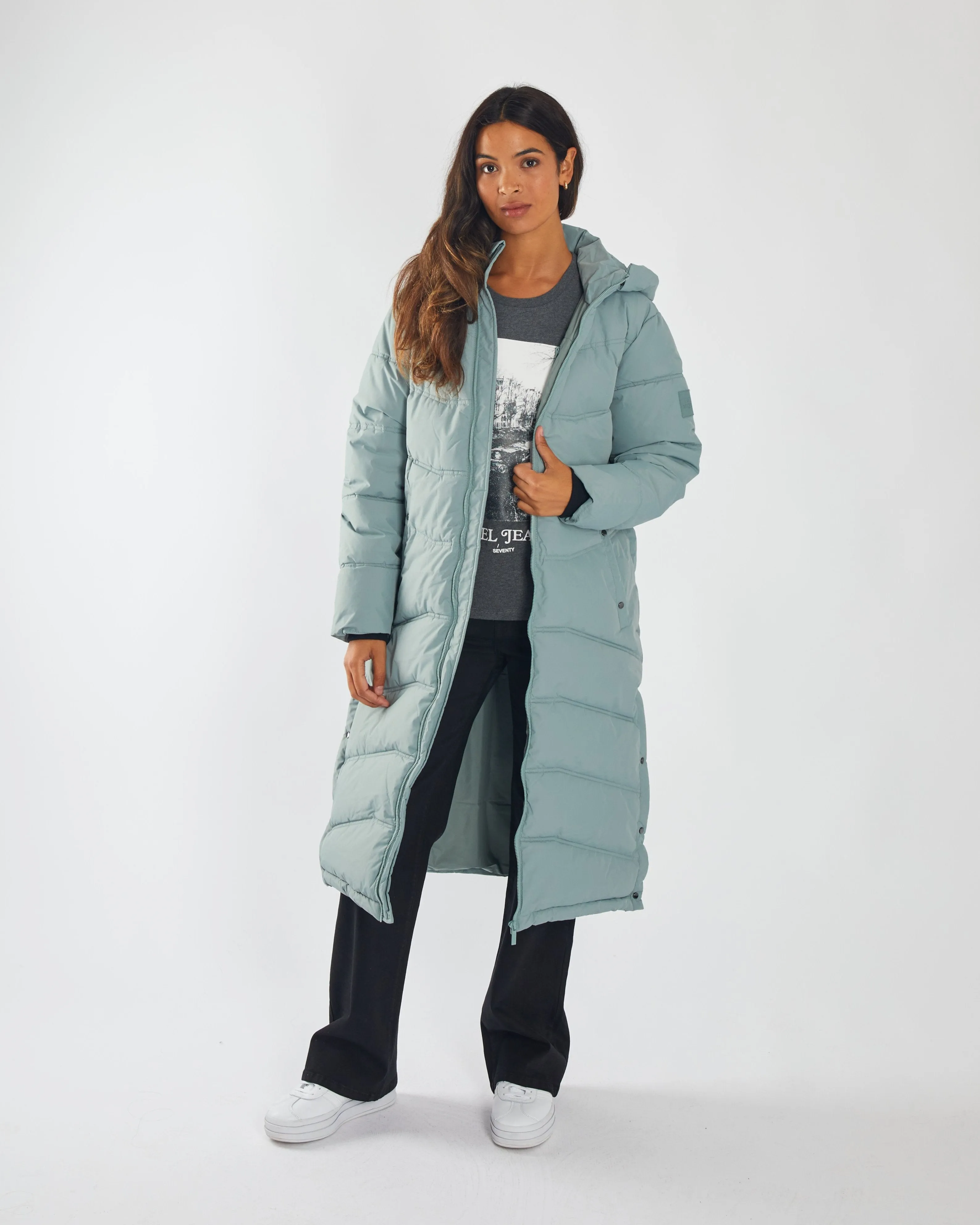 Ashley Jacket Sage Leaf QuickDryFinish RipResistant Reinforcement