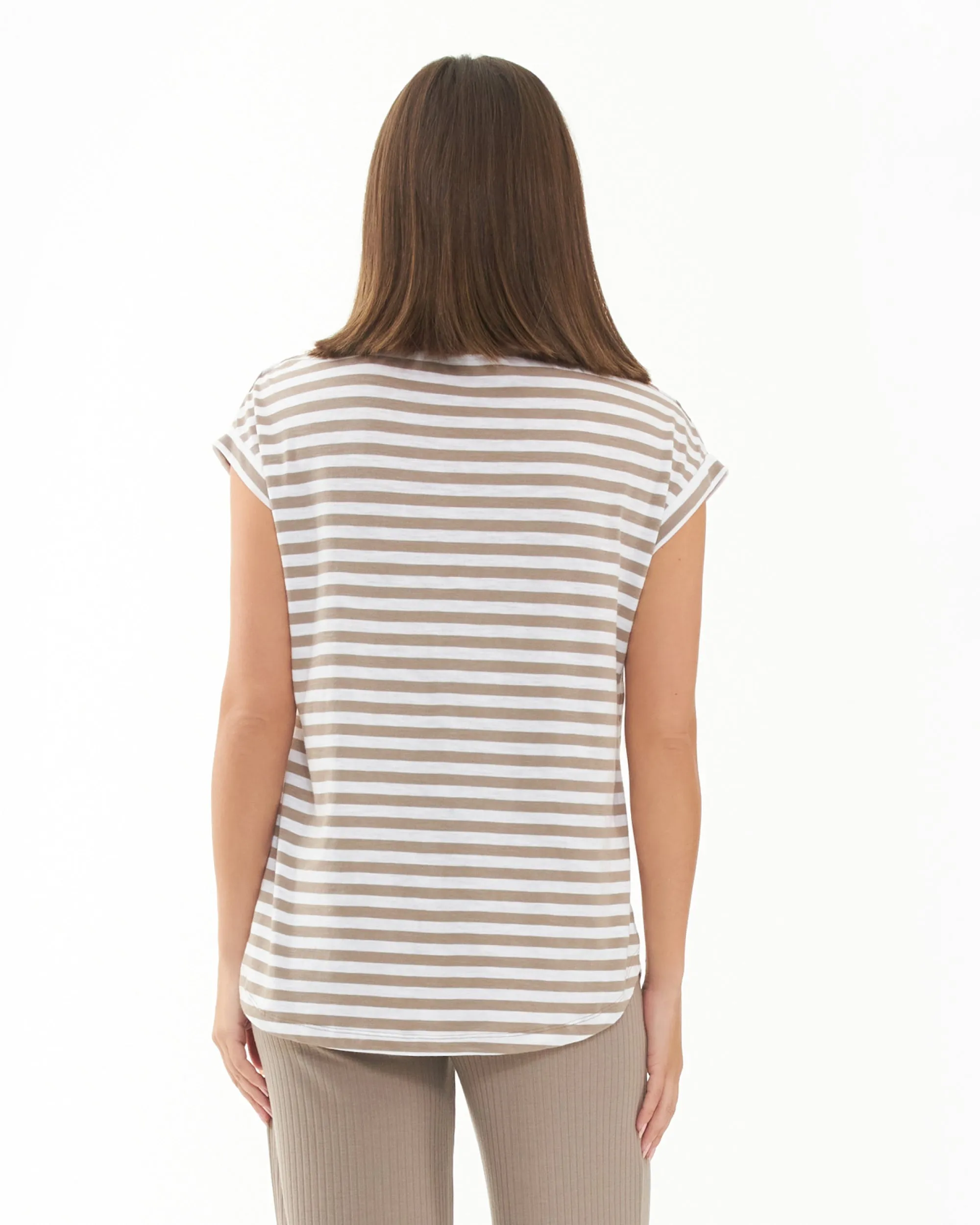 c-section recovery Lionel Nursing Tee Taupe / White