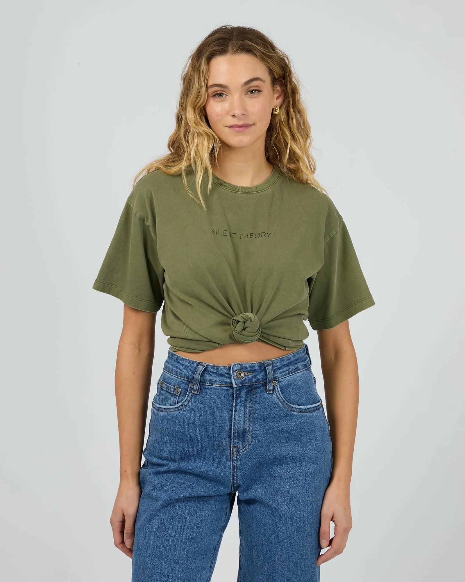 Modern Style Trend timeless Logo Tee Khaki