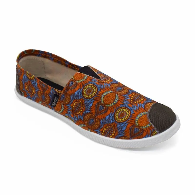 Comfy Layer warm weather Emmy Chapisha Canvas Shoes - Multi Blue
