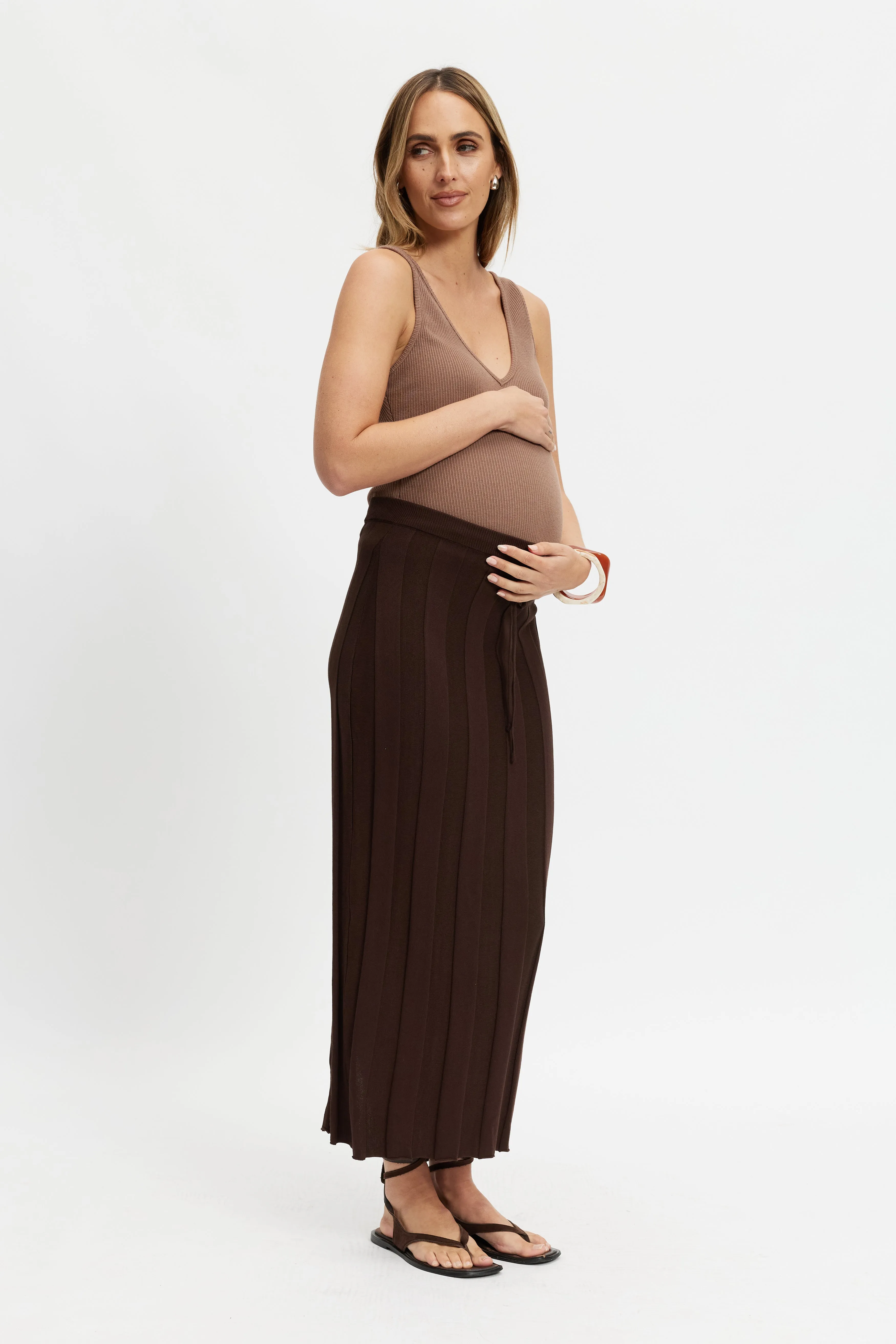 Comfortable fit petite maternity Lulu Column Knit Midi Skirt - Chocolate