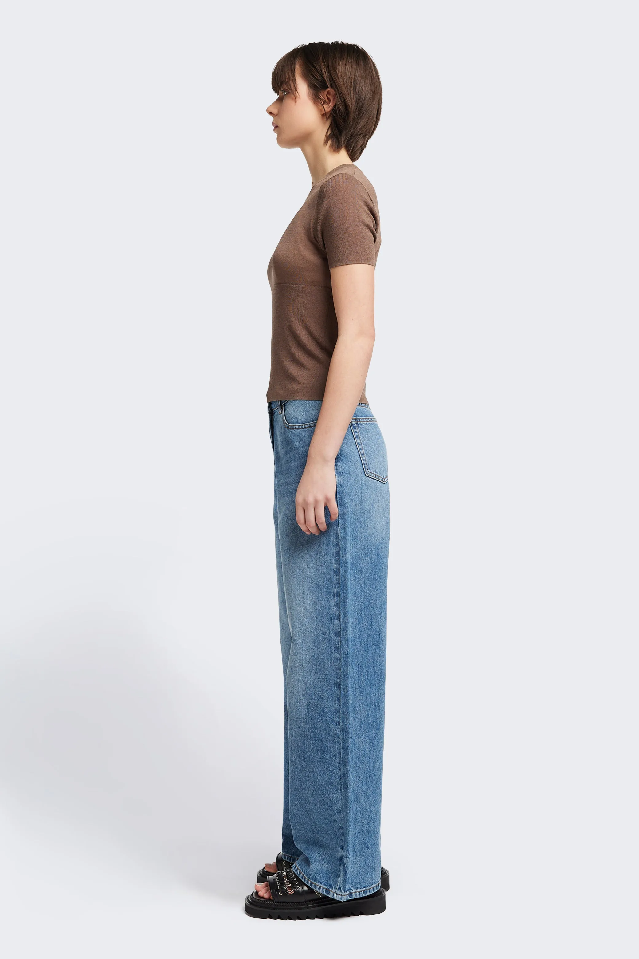 Break Knit Top Taupe Breathable mesh Antibacterial Treatment