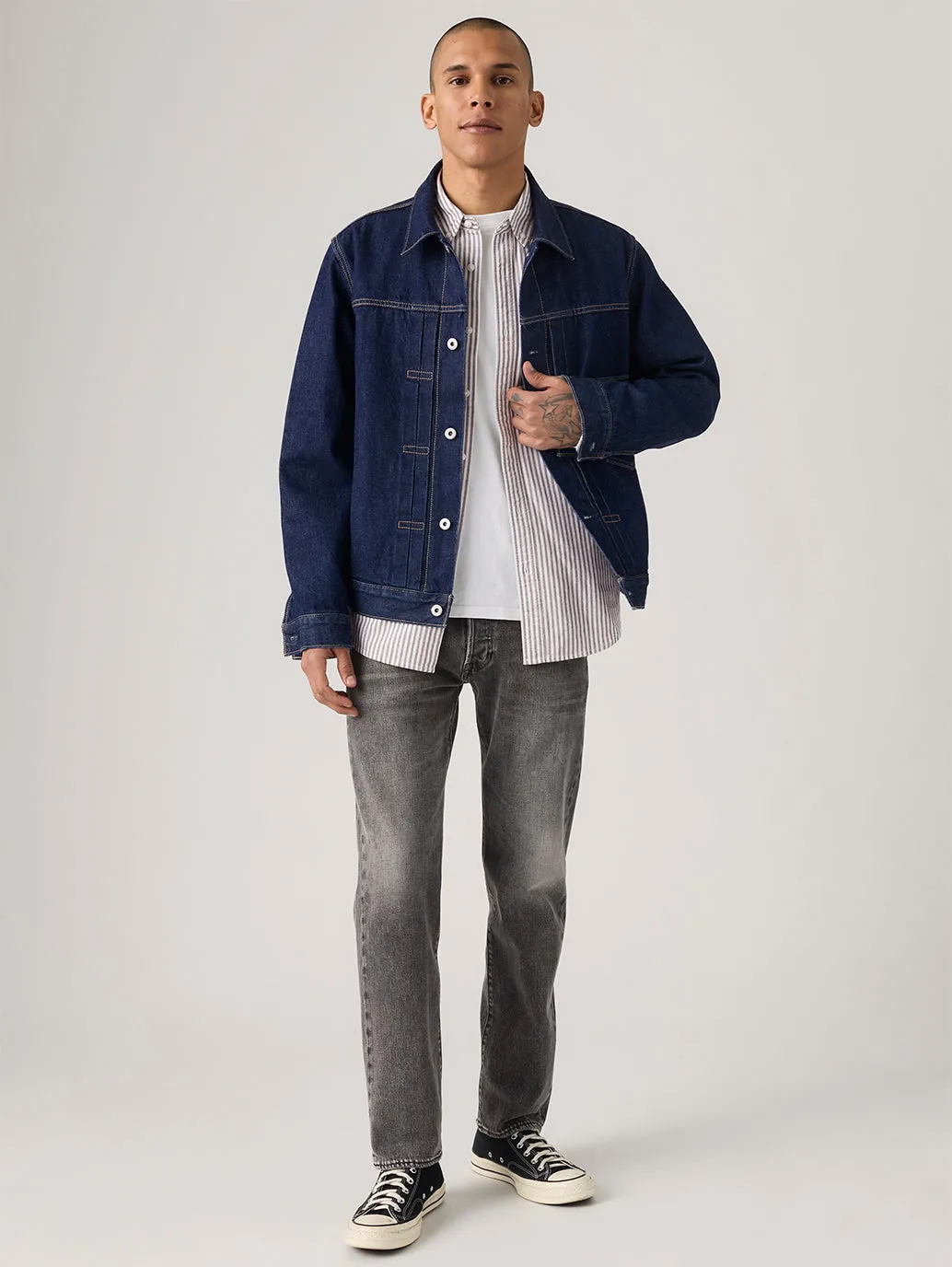 Men's 501 Grey Straight Fit Mid Rise Jeans Contemporary Cut Classic Beach Day Travel Outfit