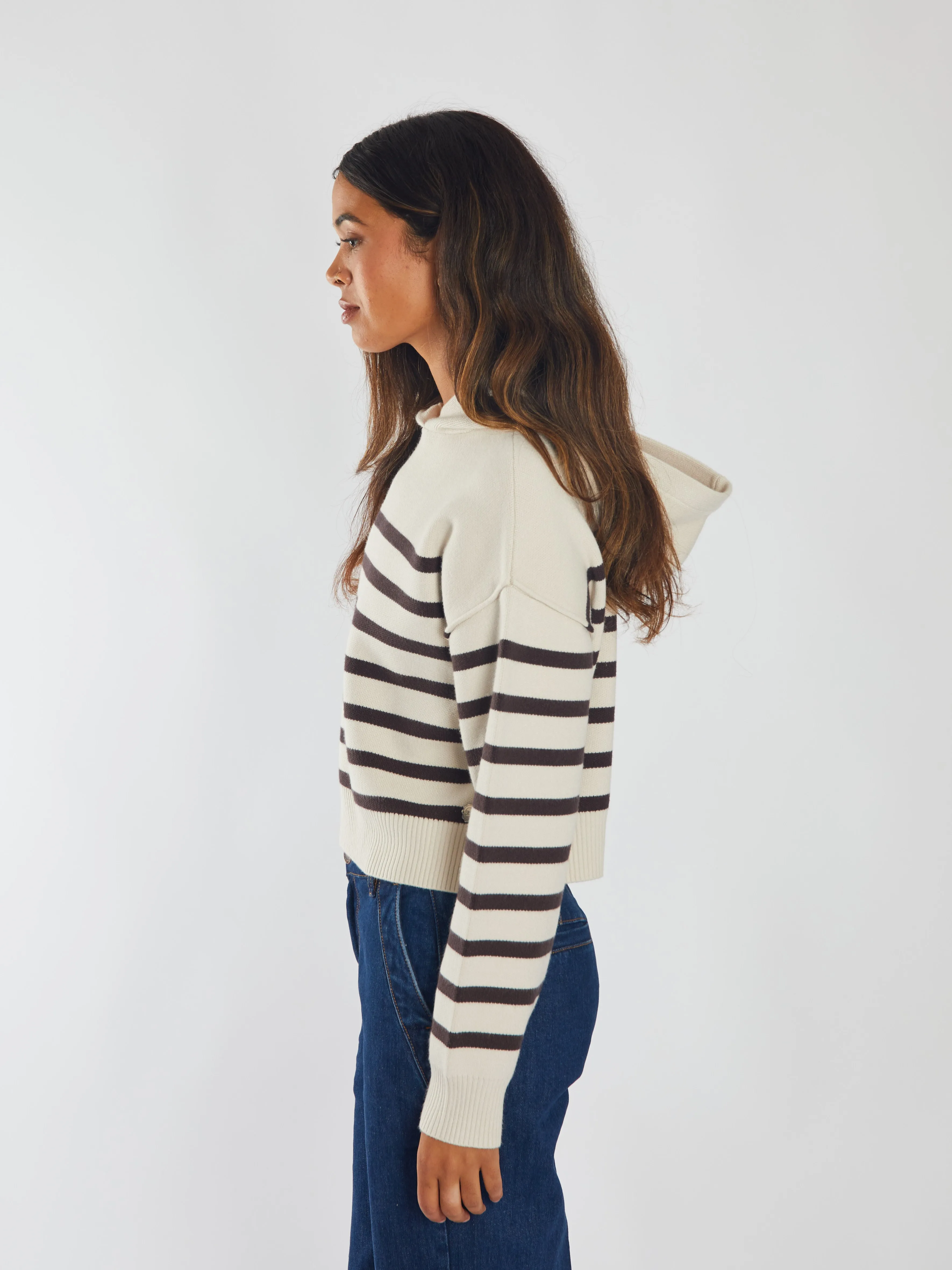 Stretch Flexibility Meredith Knit Stone White