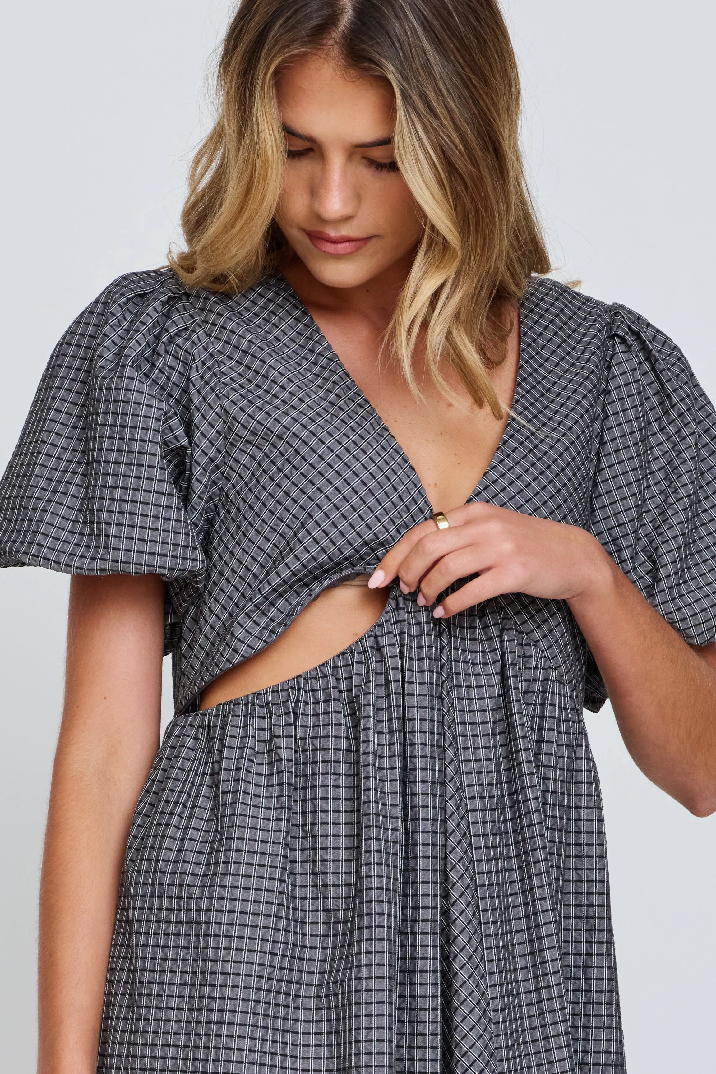 seamless bra Nara Babydoll Midi Dress - Charcoal / Black