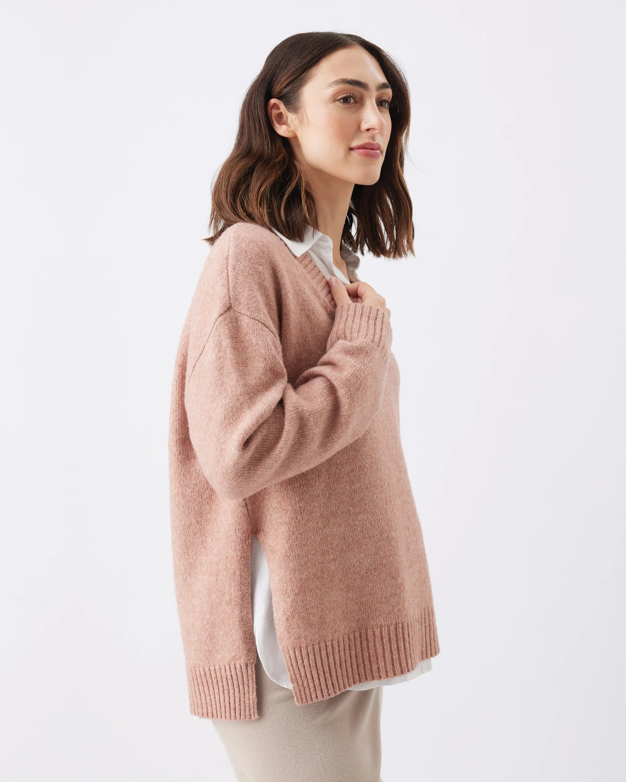 Vera Nursing Knit  Rose Marle Timeless Look Patch pockets