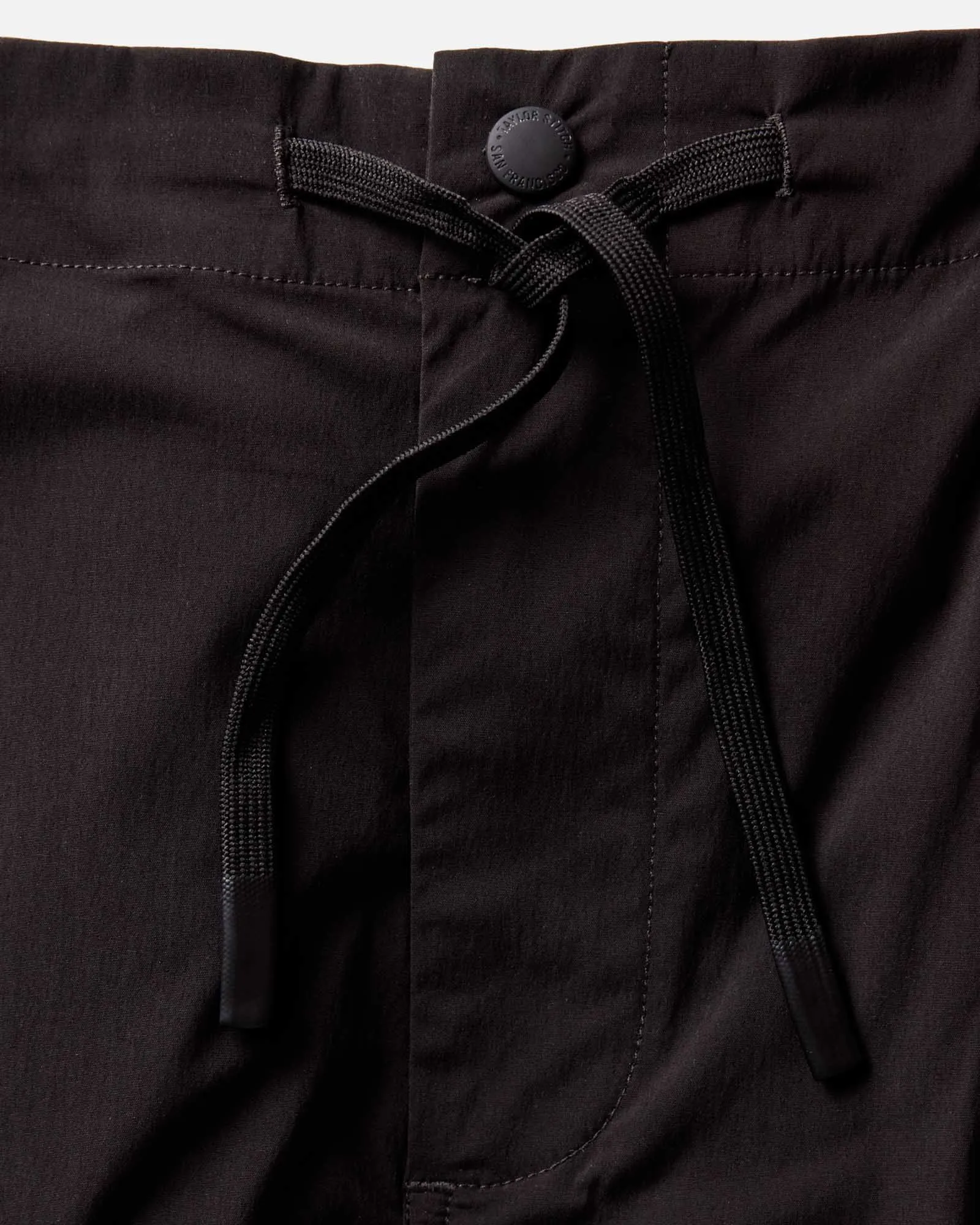 Classic Fit Flexible Gusset The Ridgeline Short in Coal
