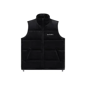 OE LOGO PUFFER VEST BLACK Full Length Zipper Closure Breathable Outer Shell