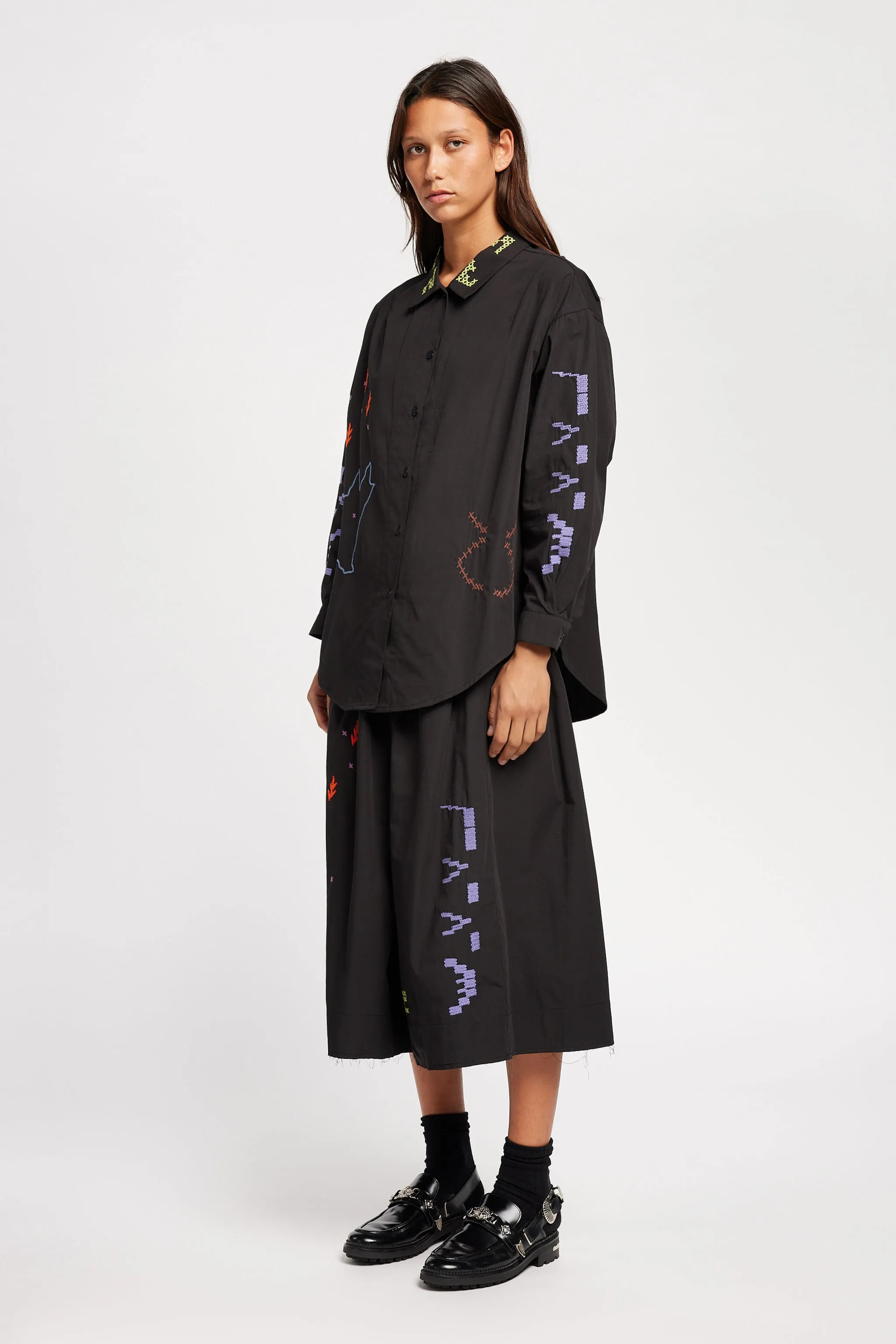 One World Embroidered Shirt Black Holiday Gift All-Occasion Wear