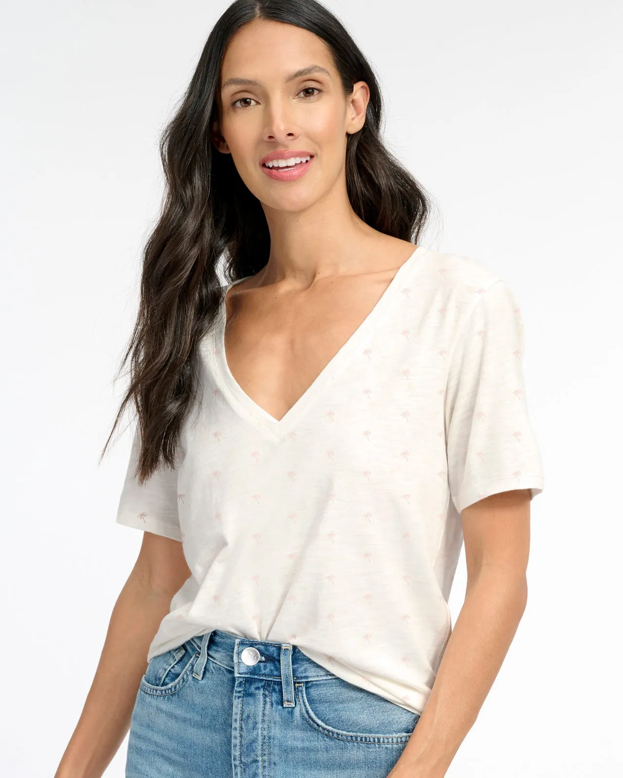 Light Layers Pilling Resistant Finish Palm Print Skyla V-Neck Tee