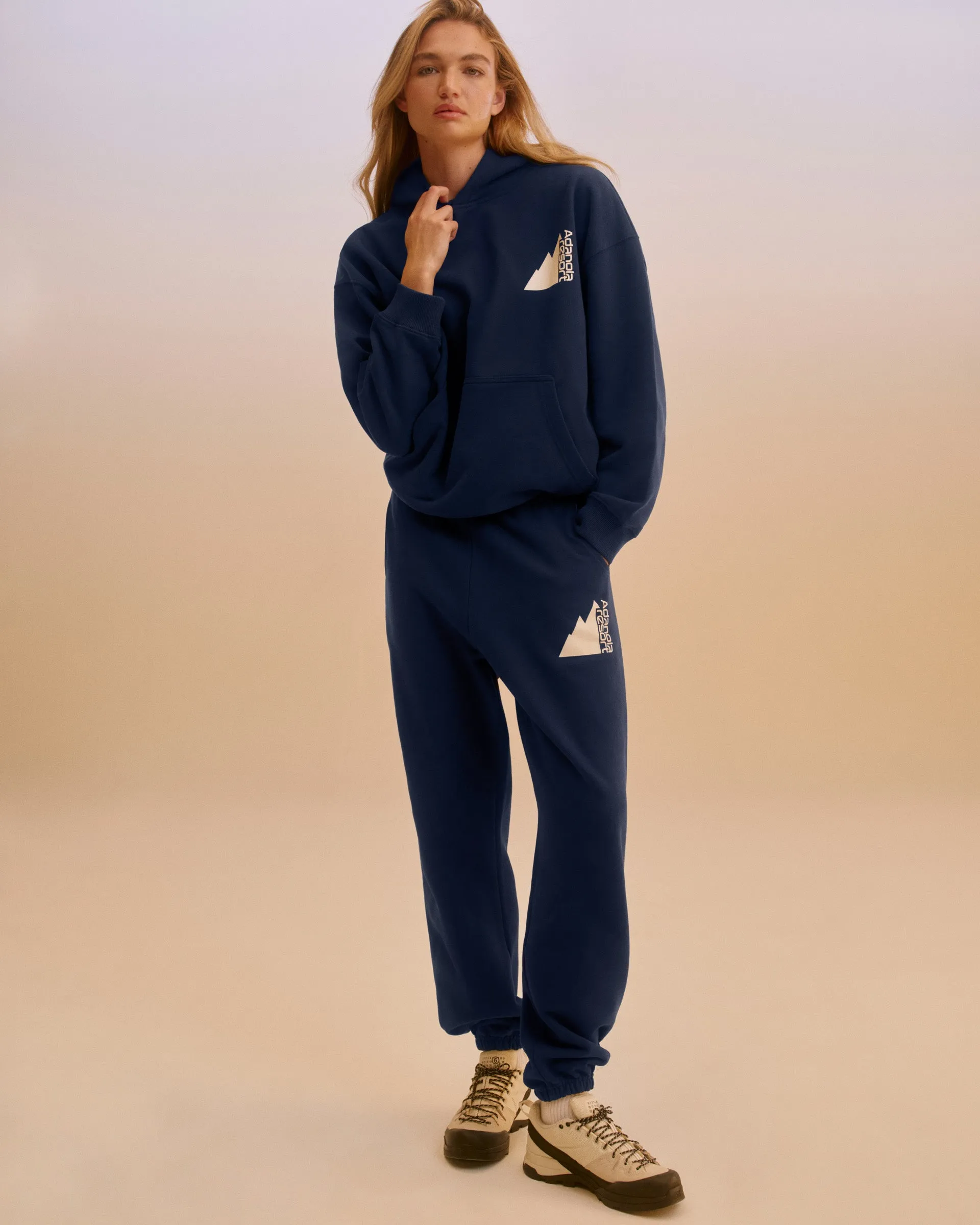 Comfort Fit Peaks Sweatpants - Navy Blue