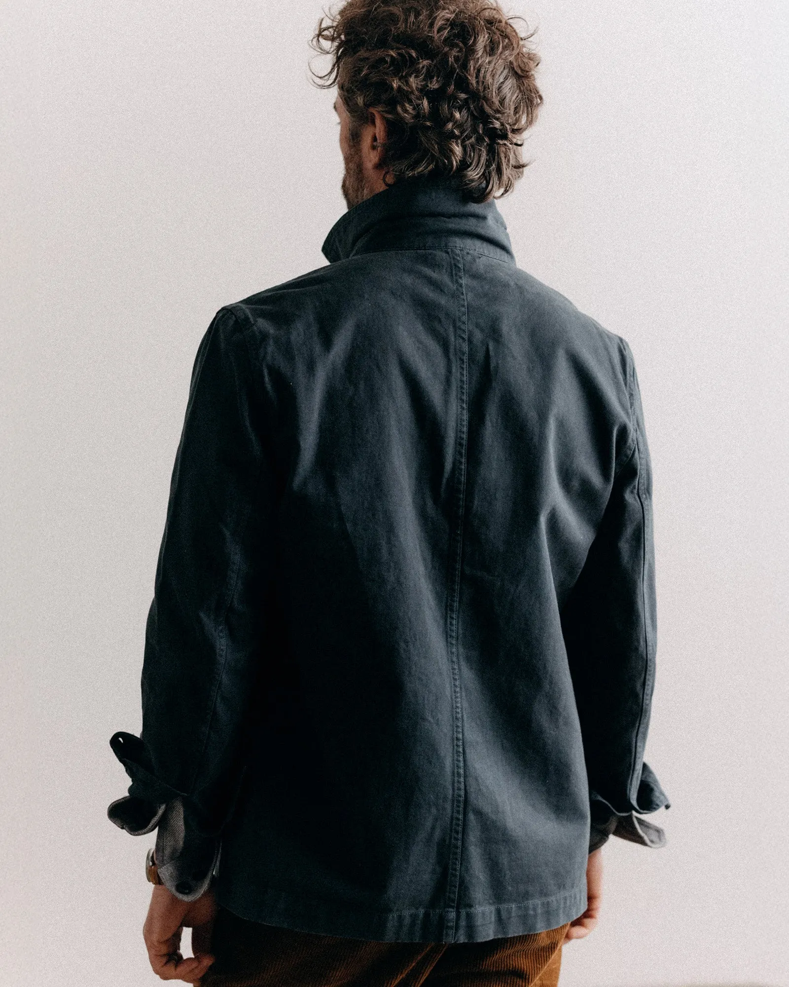 Easy Care Fabric Temperature Balancing Layer The Ojai Jacket in Organic Navy Foundation Twill