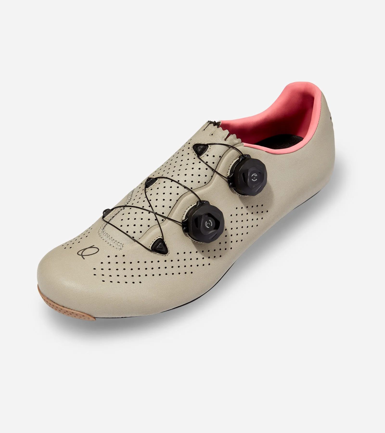 Mono II men cyclists