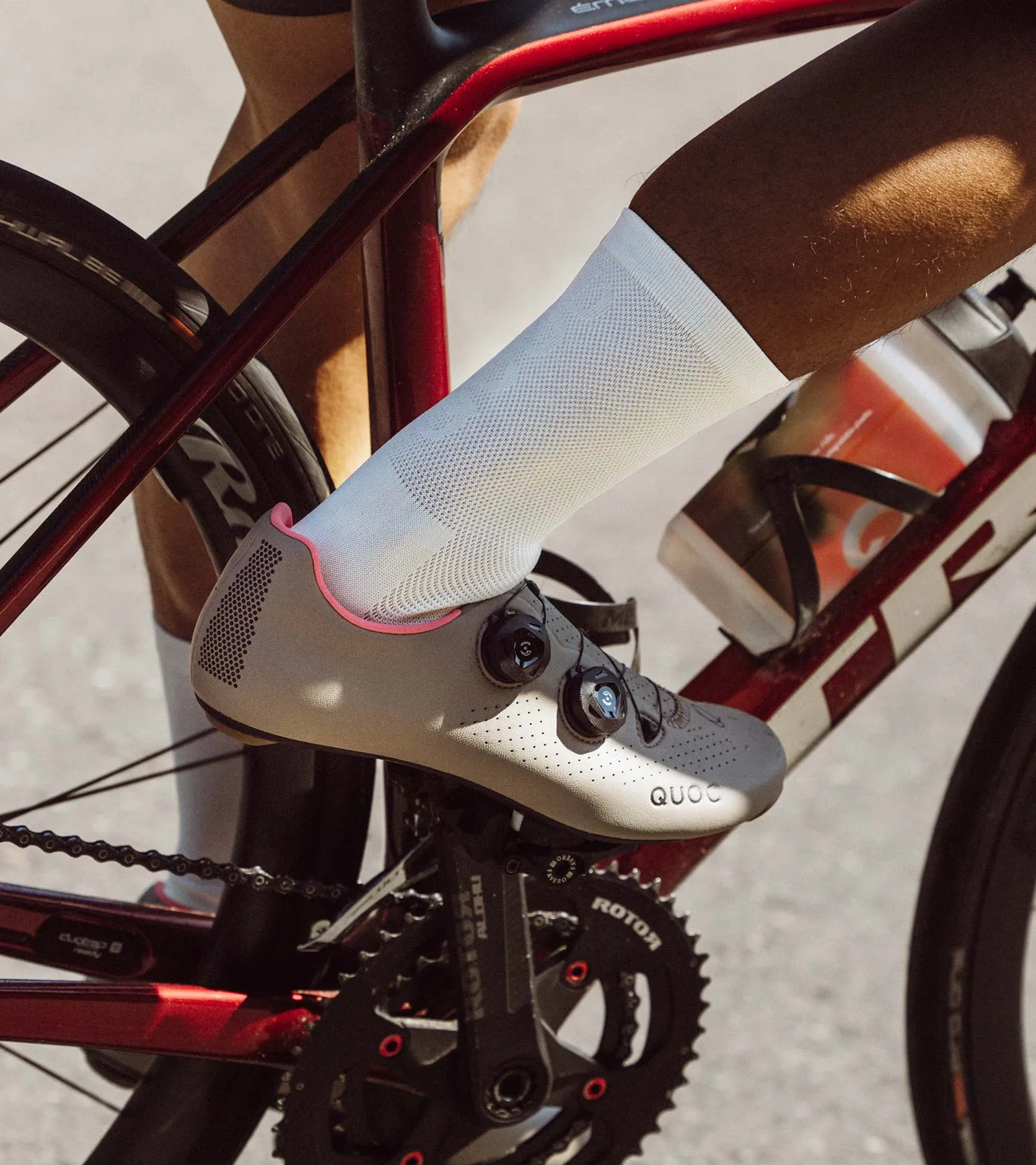 Mono II group training elite cyclist