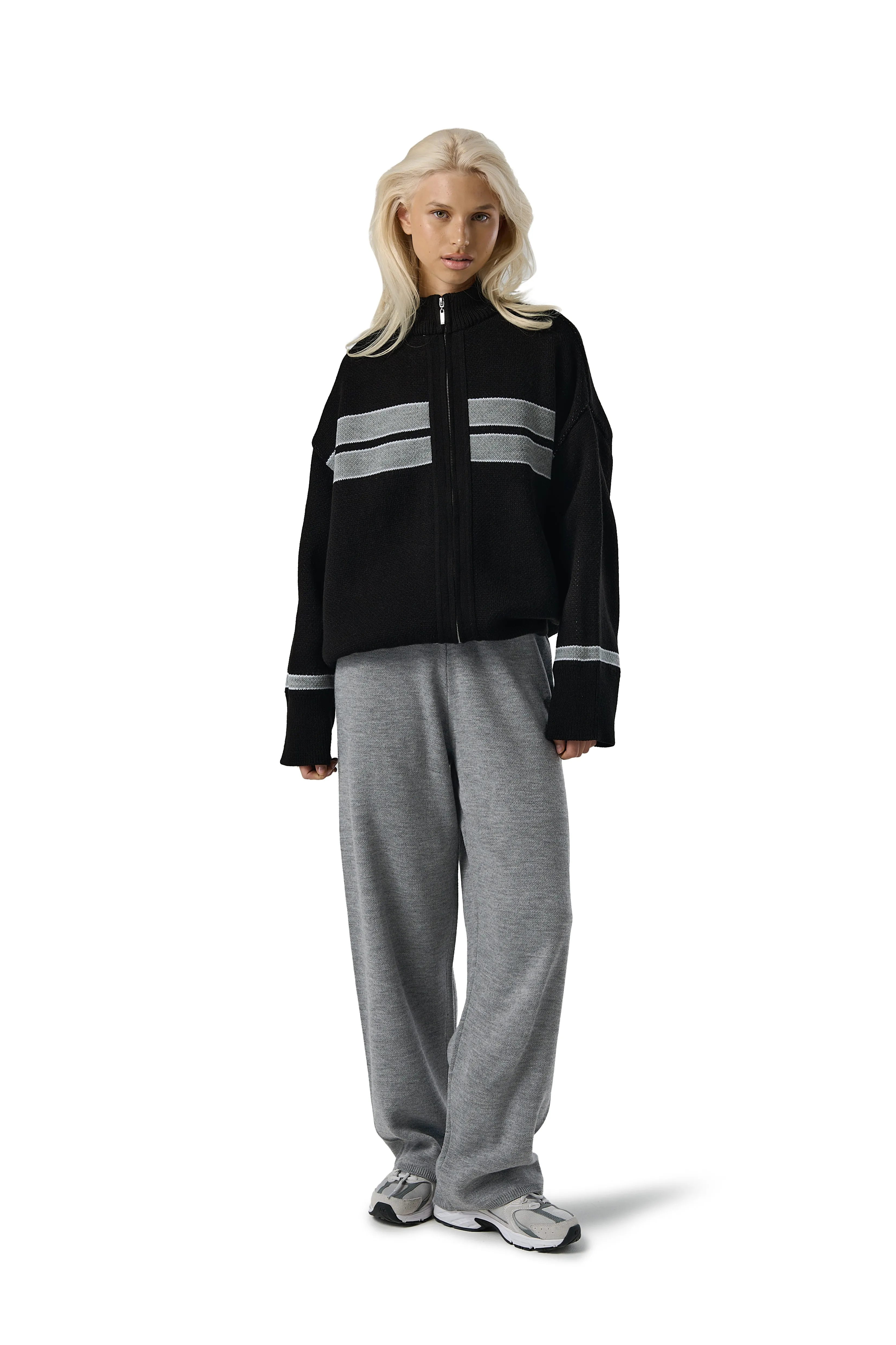 Muffle Knit Zip Up Cardigan in Road Lightweight texture Chunky Cable Knit