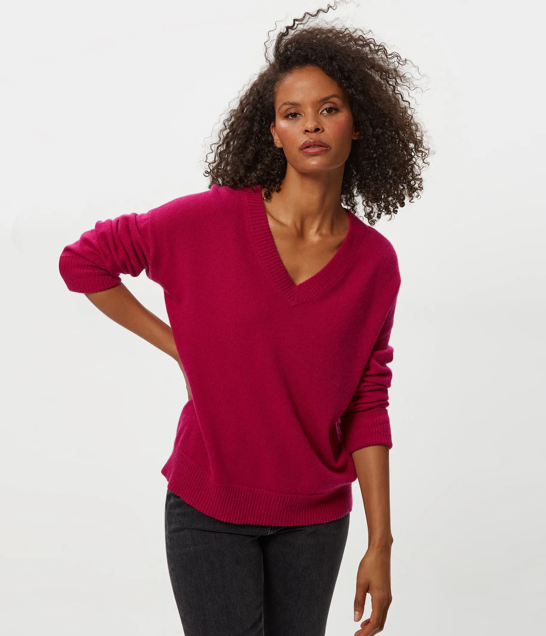 Gemma V-Neck Cashmere Sweater Relax time