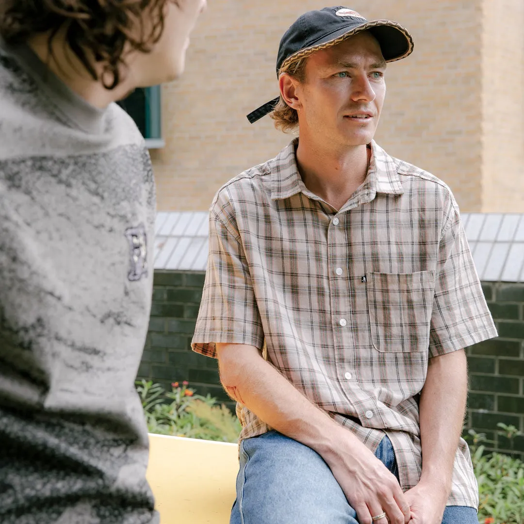 Active Lifestyle Pass~Port Workers Check Short Sleeve Shirt - Sand