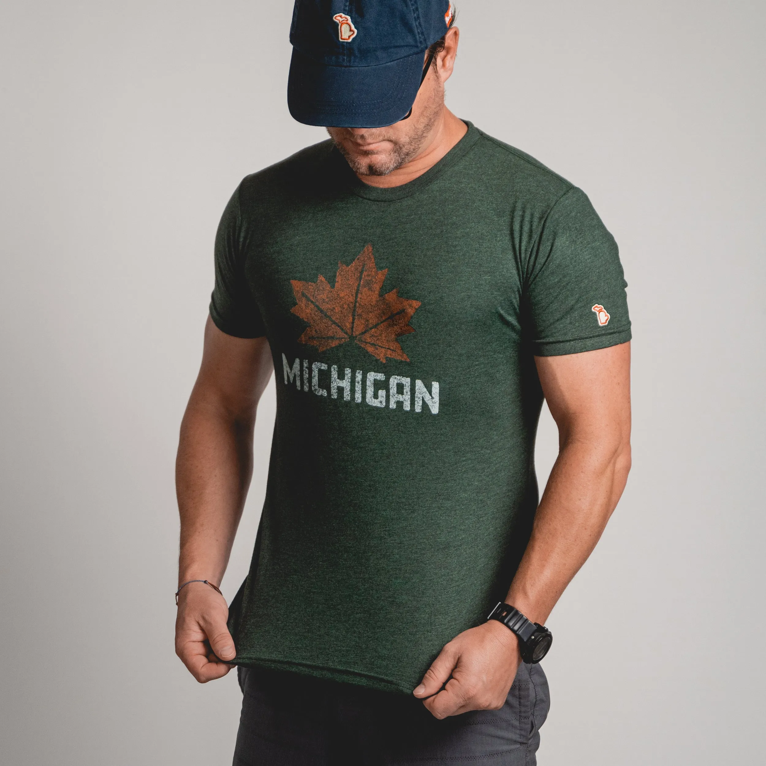 SUGAR MAPLE (UNISEX) Reinforced Shoulder Seams Easy Fit