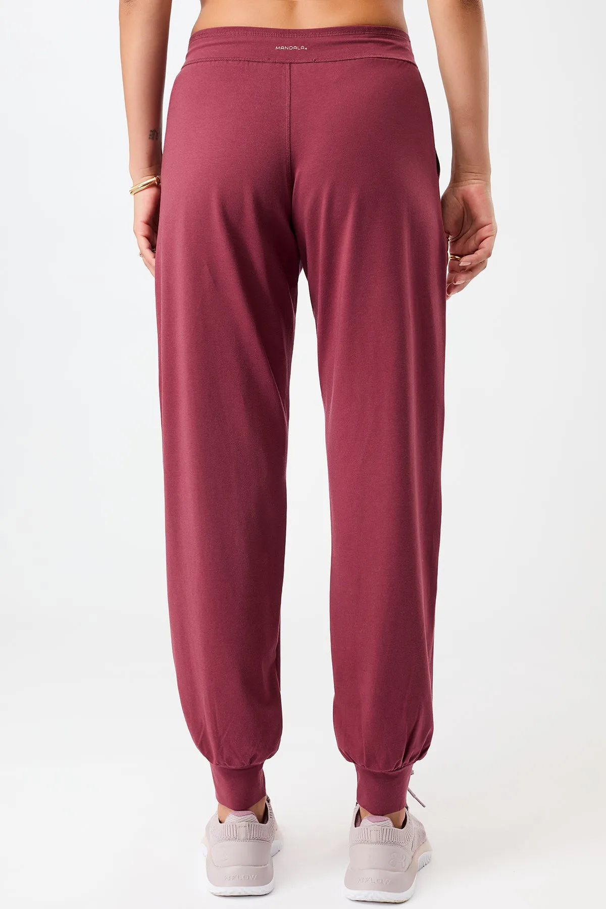 Smart Motion Modern Fit The N.Y. Pants - Beet