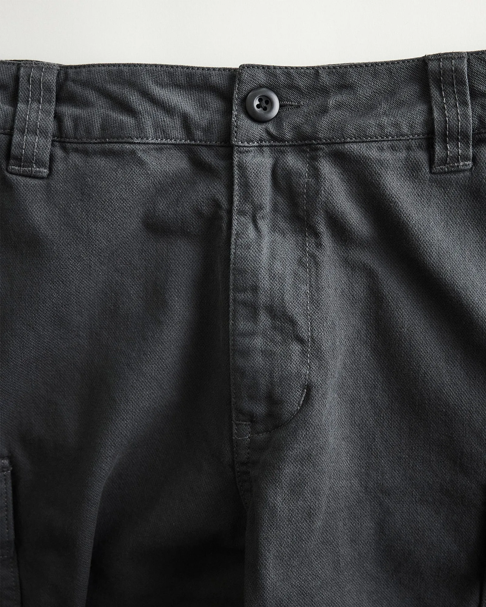 raincoat Daily Wear The Tommie Short in Faded Black Broken Twill
