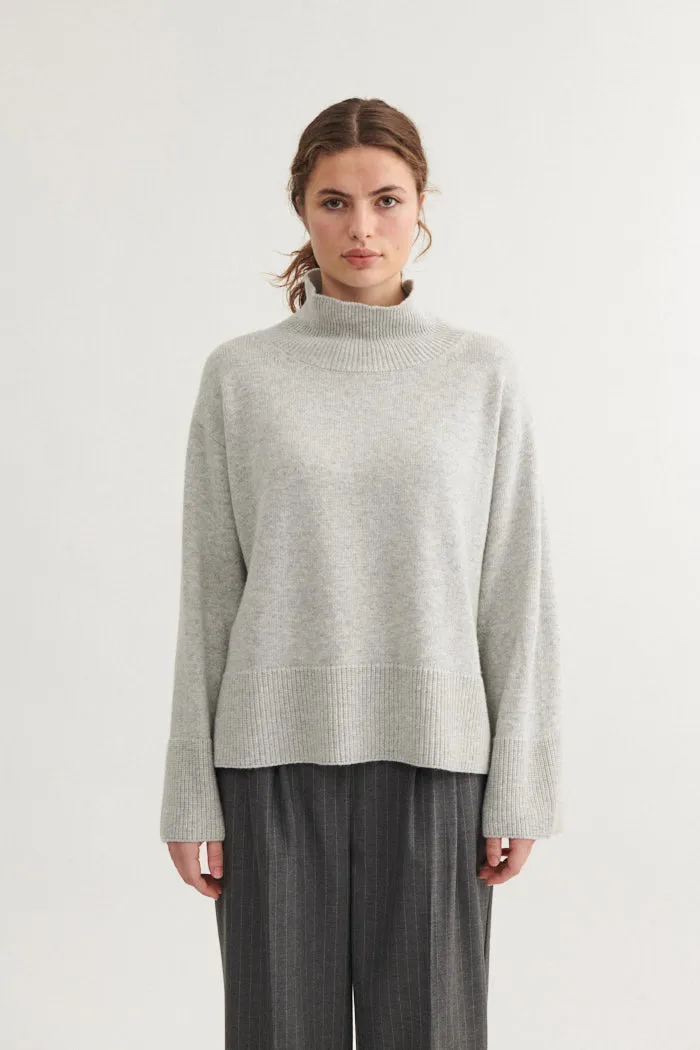 Simple Warmth Cady T-Neck - Light Grey Mel.