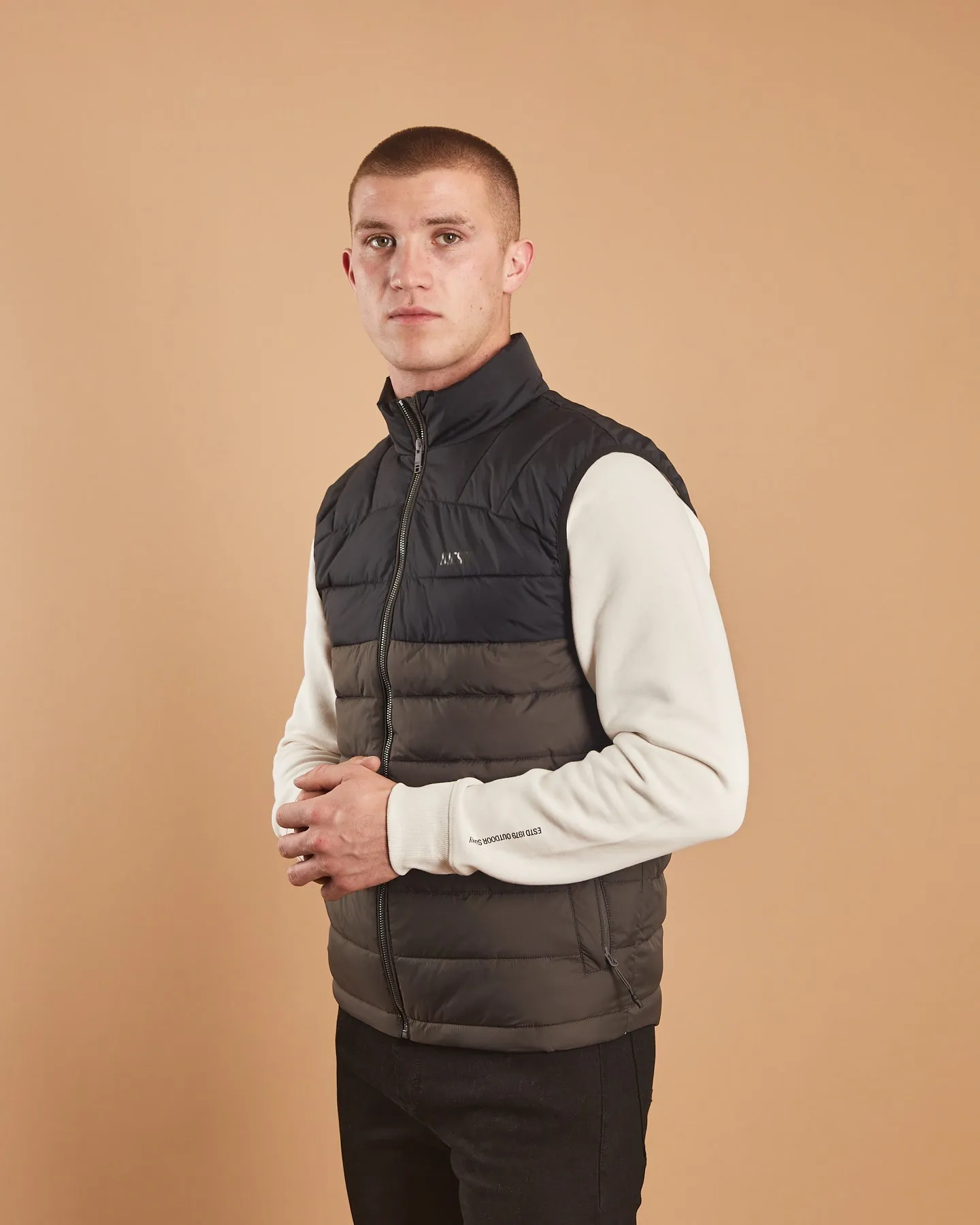 NonRestrictiveCut Flexible Zipper Guards Thor Gilet Peat Moss