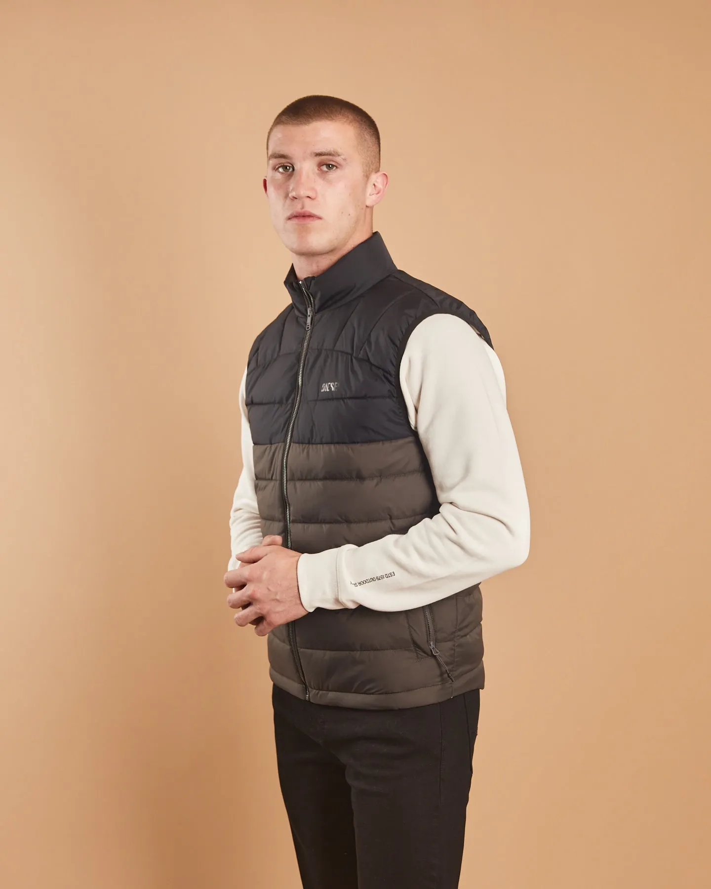 Thor Gilet Peat Moss Tailored Cut Ethical Manufacturing