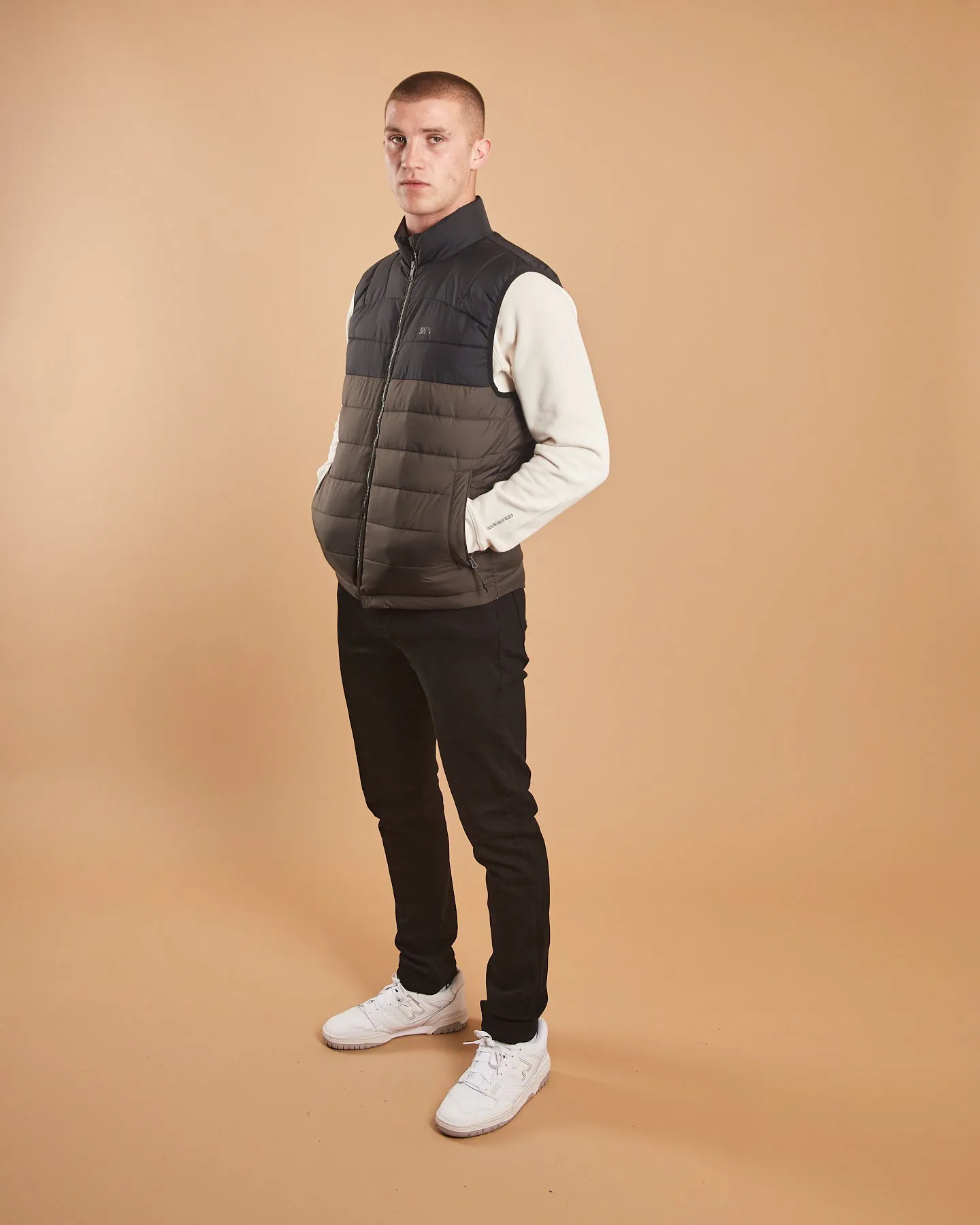 Light Day Jacket Thor Gilet Peat Moss