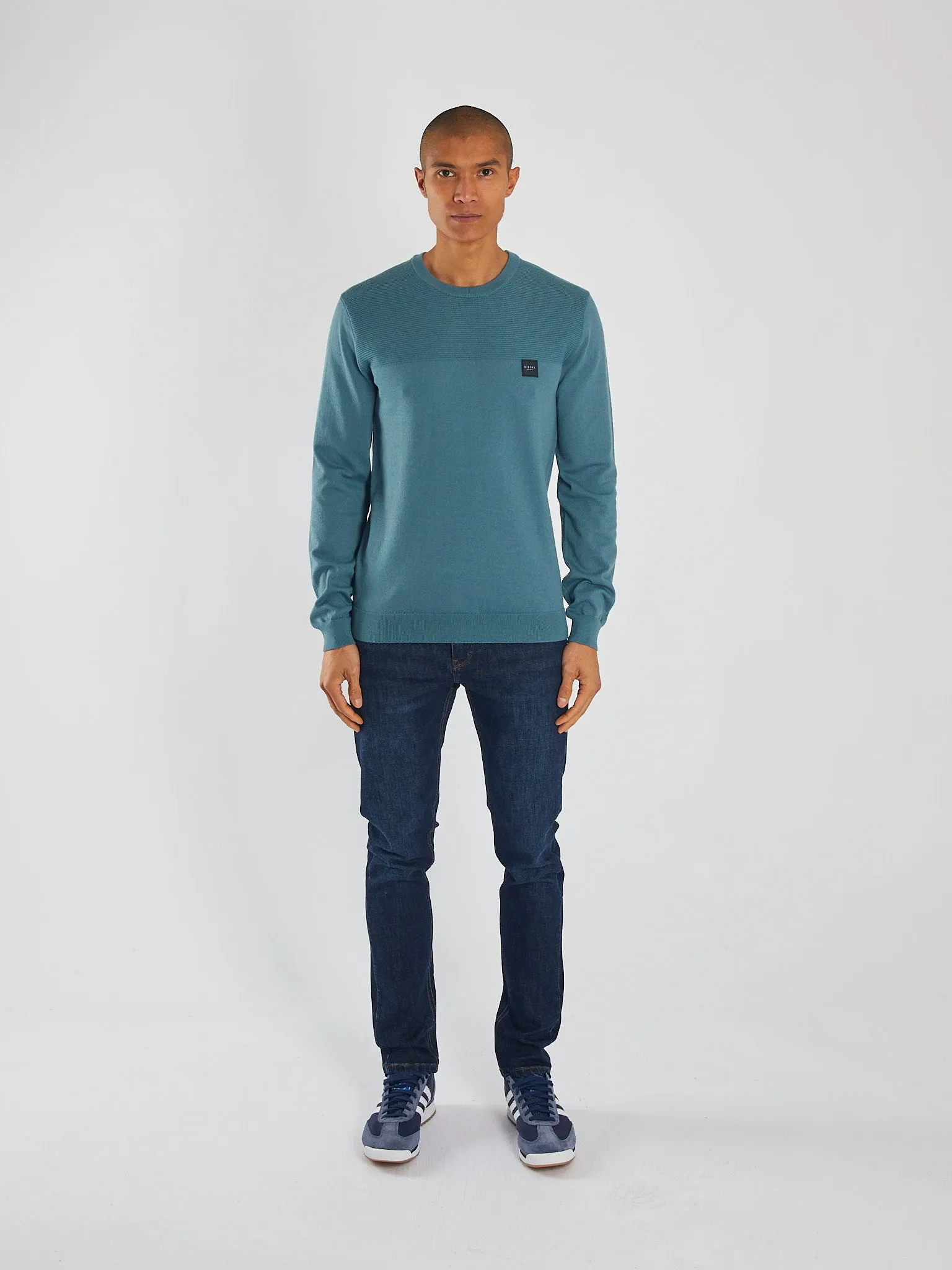 Tibo Sweater Blue Haven Minimal Comfort