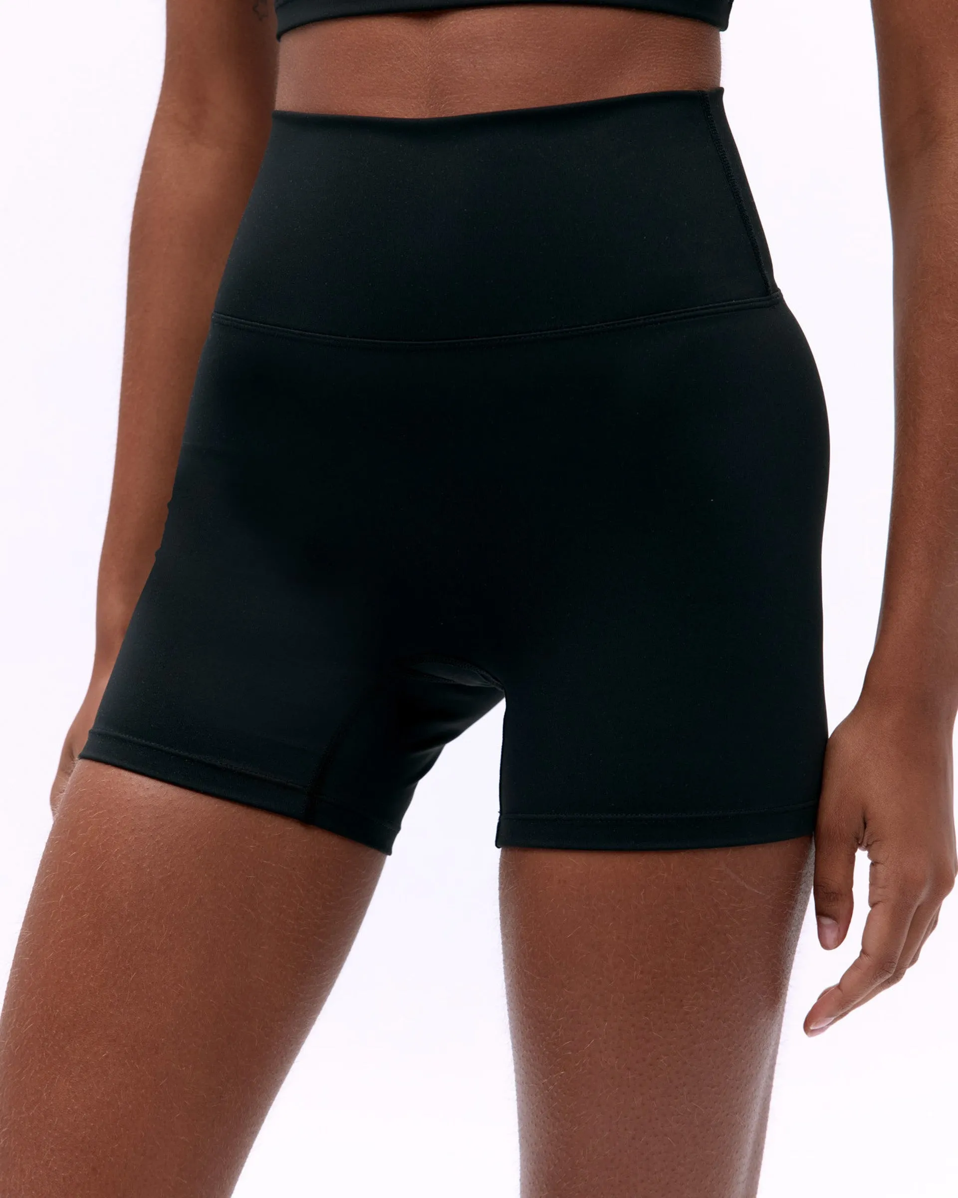 Wind Resistant Panels Comfy Look Ultimate Ultra Crop Short - Black